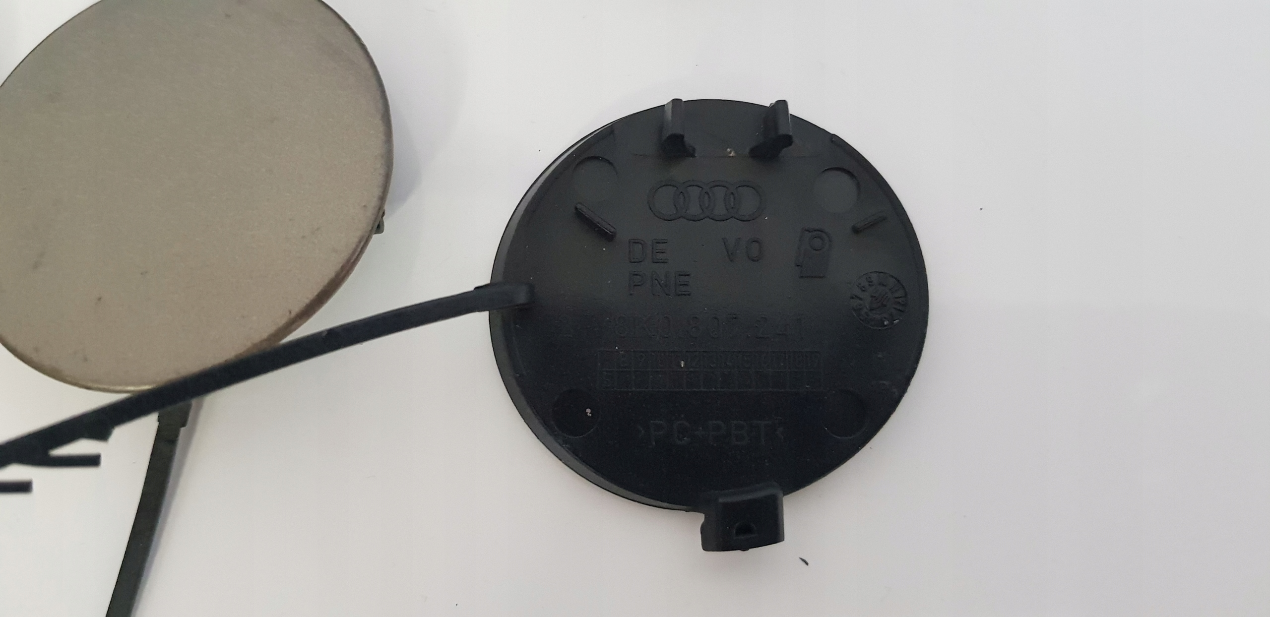 AUDI A4 8K0807241 ZAŚLEPKA ZDERZAKA HAKA PRZÓD