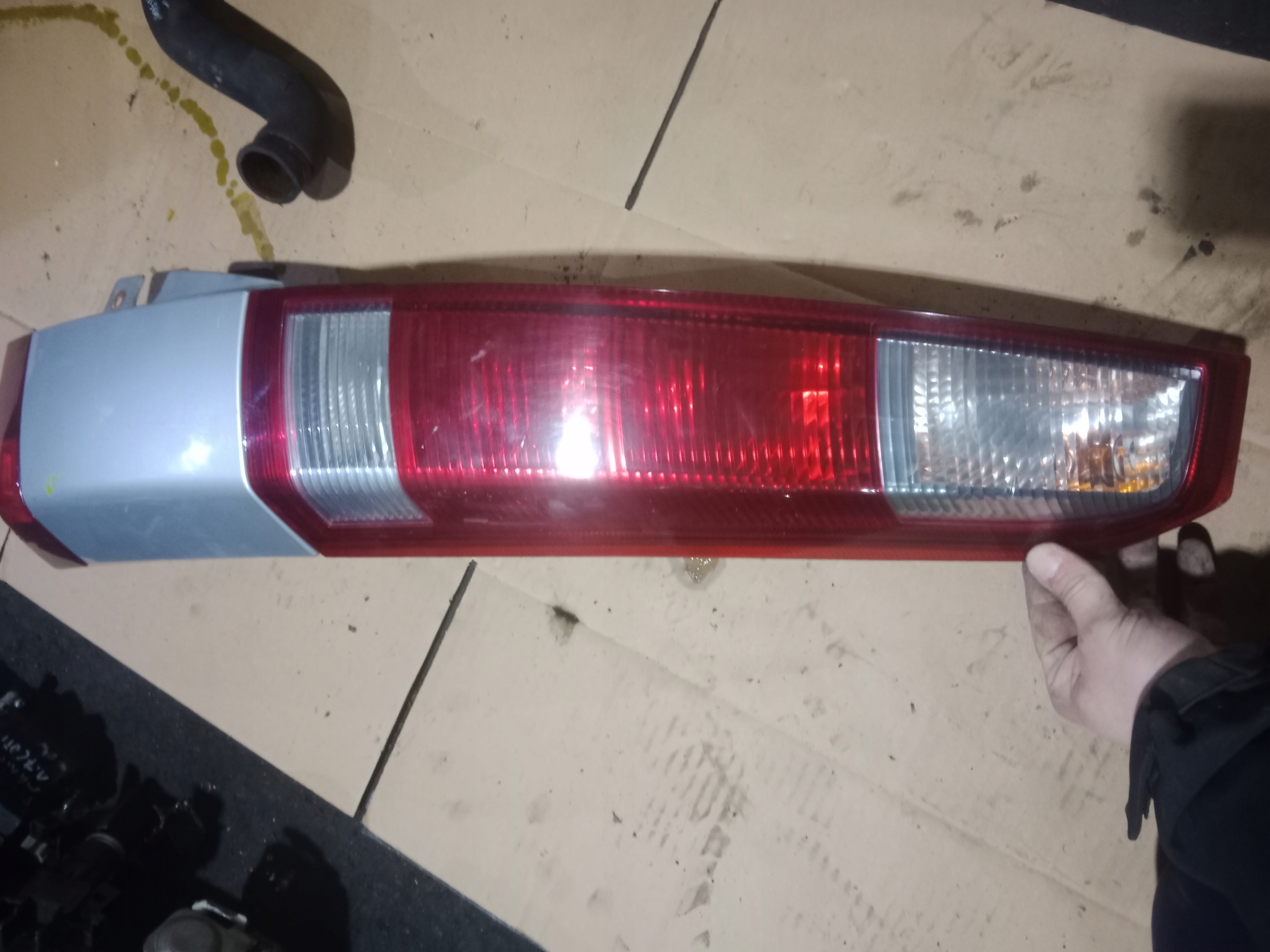 фонарь левый opel Meriva A 1.7