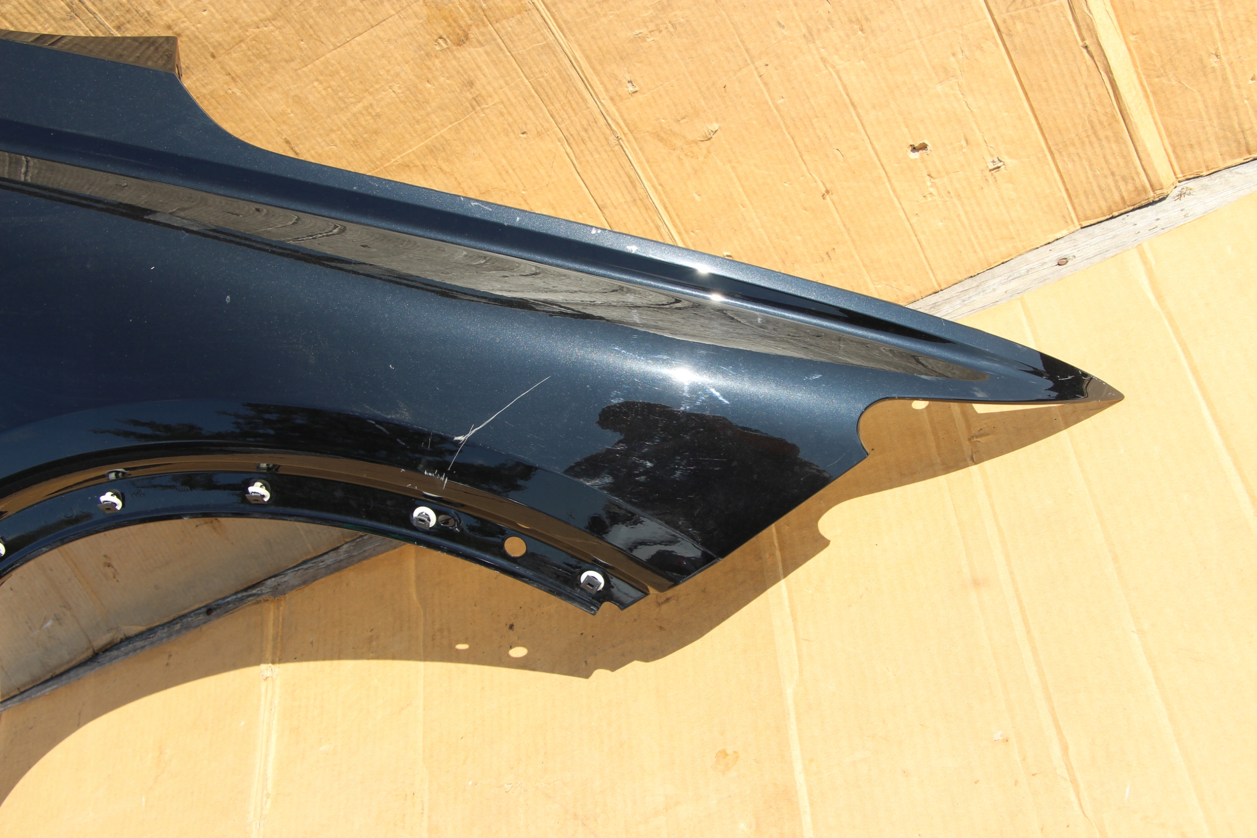 Audi Q4 Sportback e-tron 89A 2020-2025 błotnik przód przedni IGŁA Producent części Audi OE