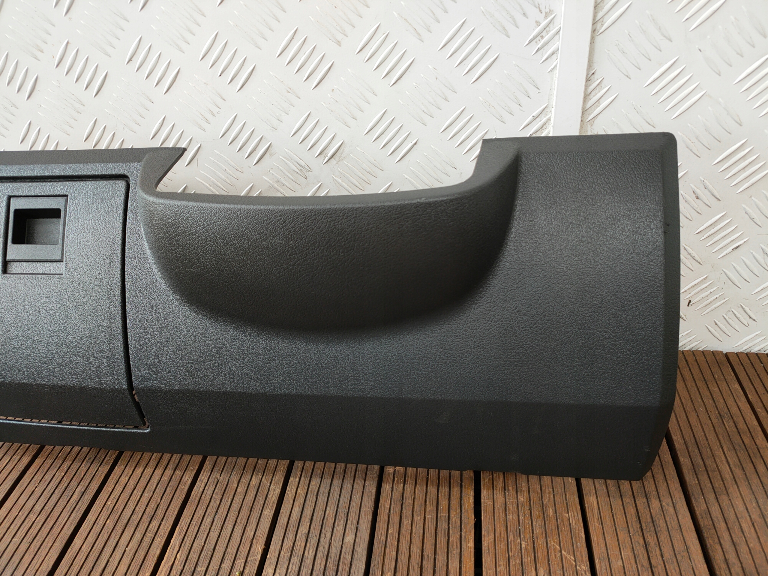 DODGE NITRO 07-12 cover below steering wheel, KONSOLE PANEL spoiler