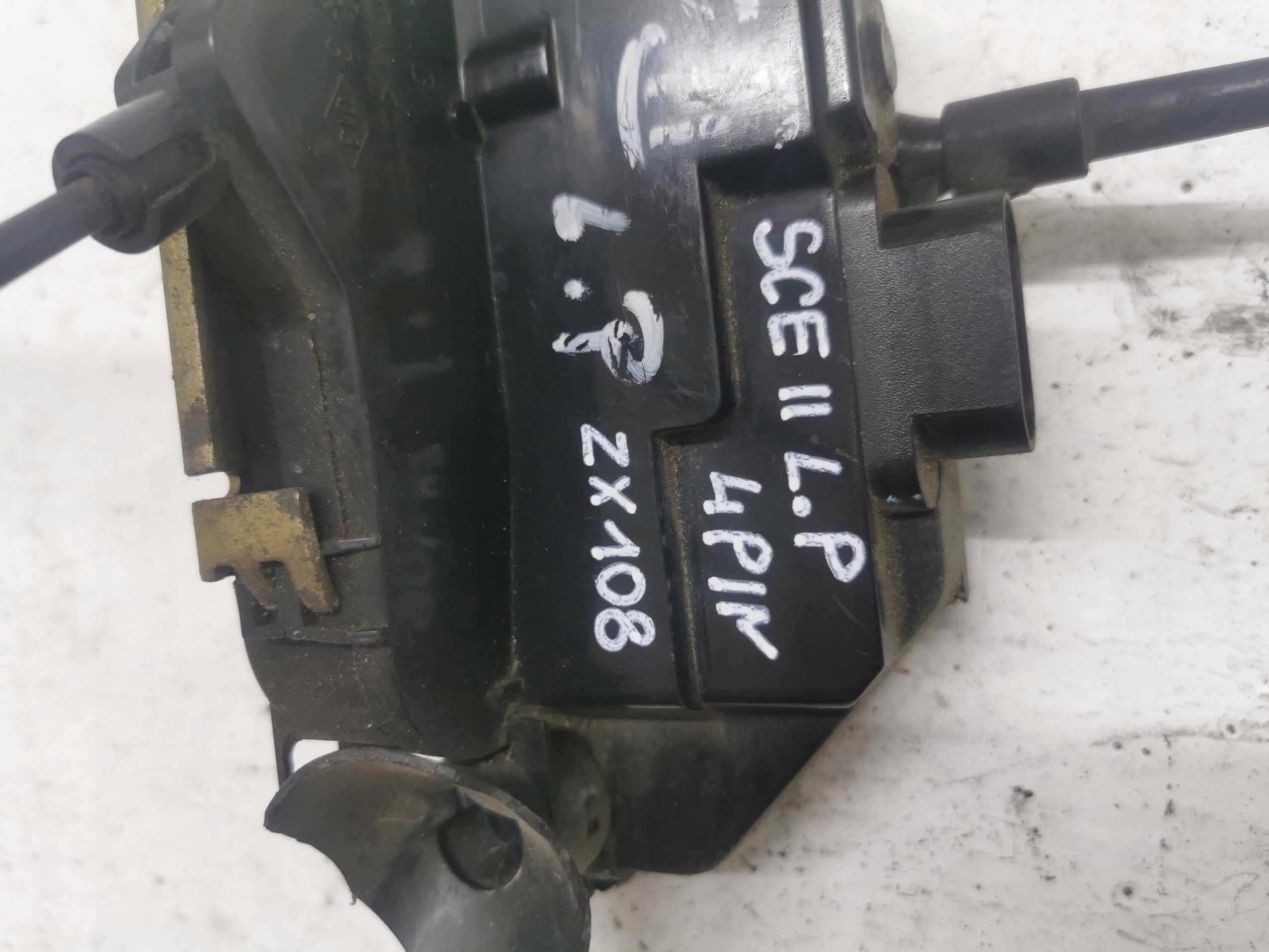 lock door left front RENAULT SCENIC II 4 PIN EU