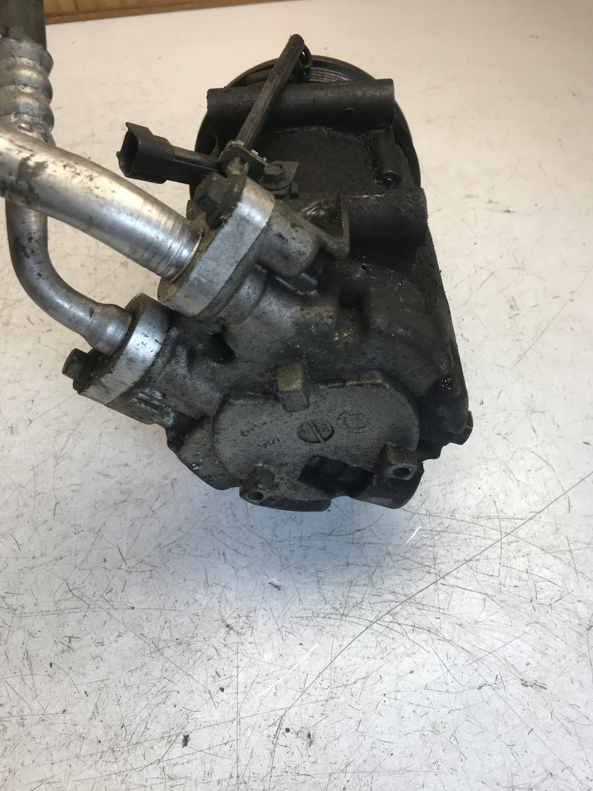 kompresor klimatizaci FORD FOCUS 3N5H-19D629-KF