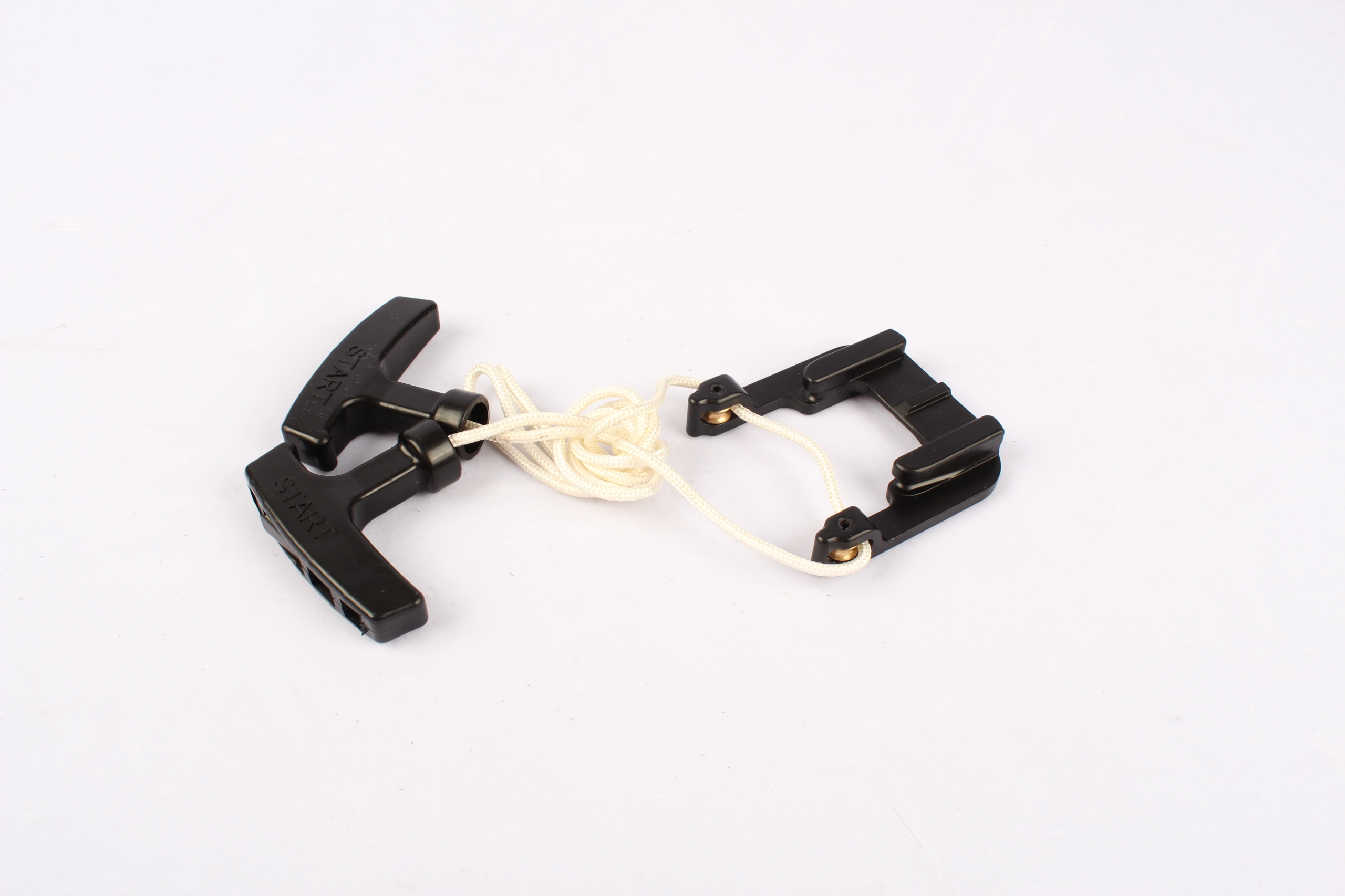 Natahovák tětivy pro silné kuše typ sáňky