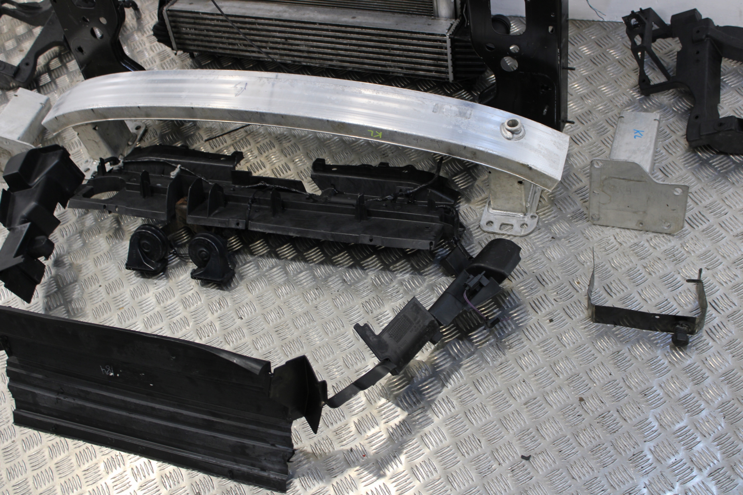 support panel for radiators front radiator pillar JEEP CHEROKEE KL 2,2 CRDI