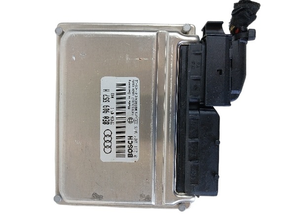 AUDI A4 B6 2.0 control unit of the engine 8E0909557H