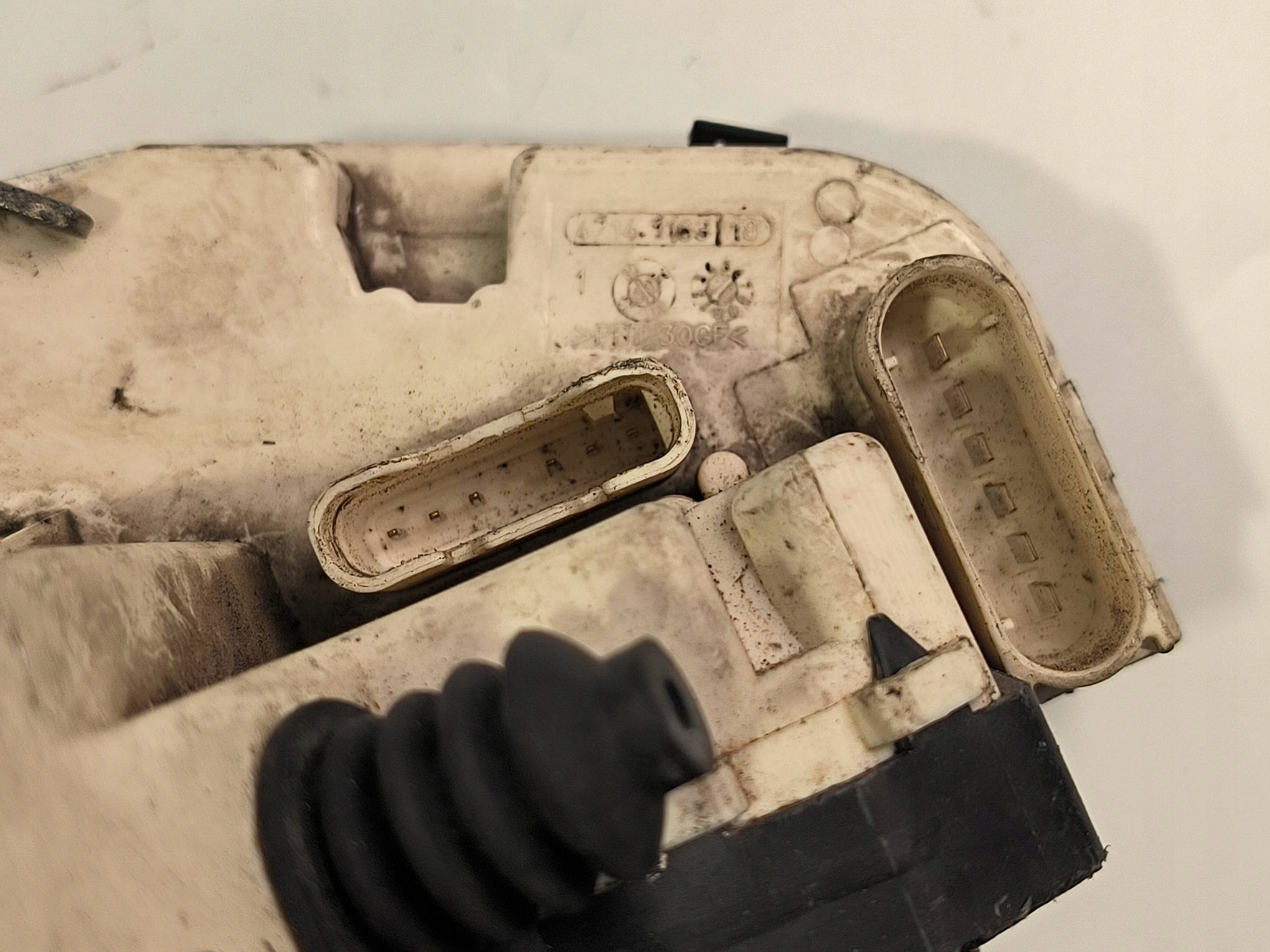 lock door PP A2217205835 MERCEDES W221