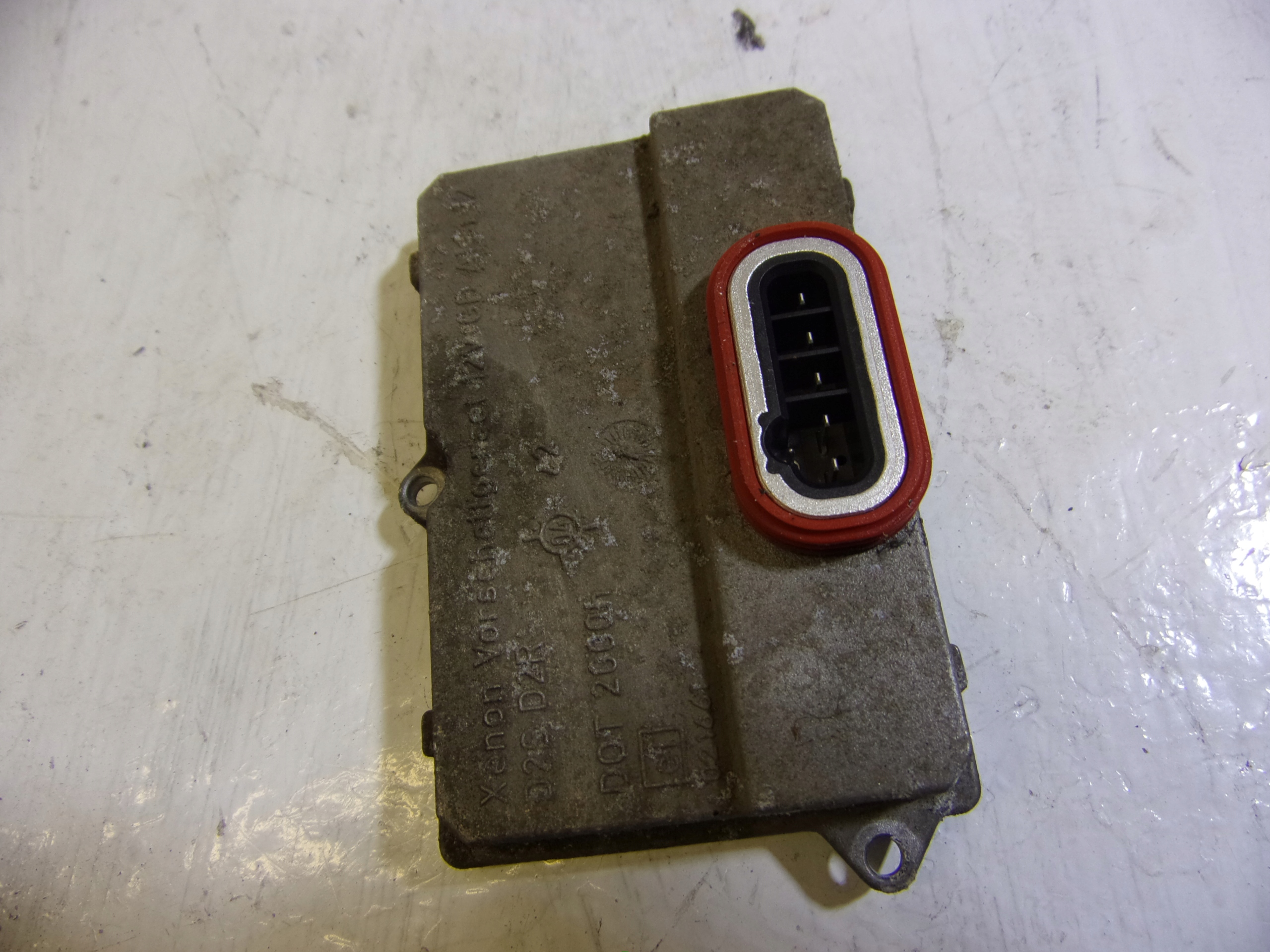 control unit XENON RENAULT SCENIC 2 5DV00829000