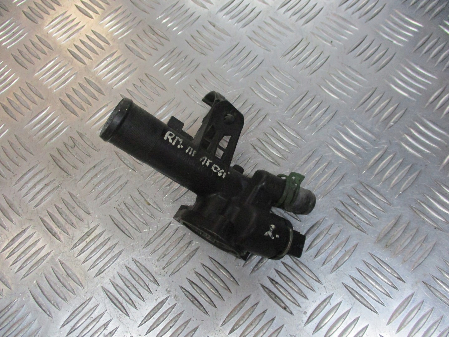 OBUDOWA TERMOSTATU RENAULT MEGANE III 1.5 DCI