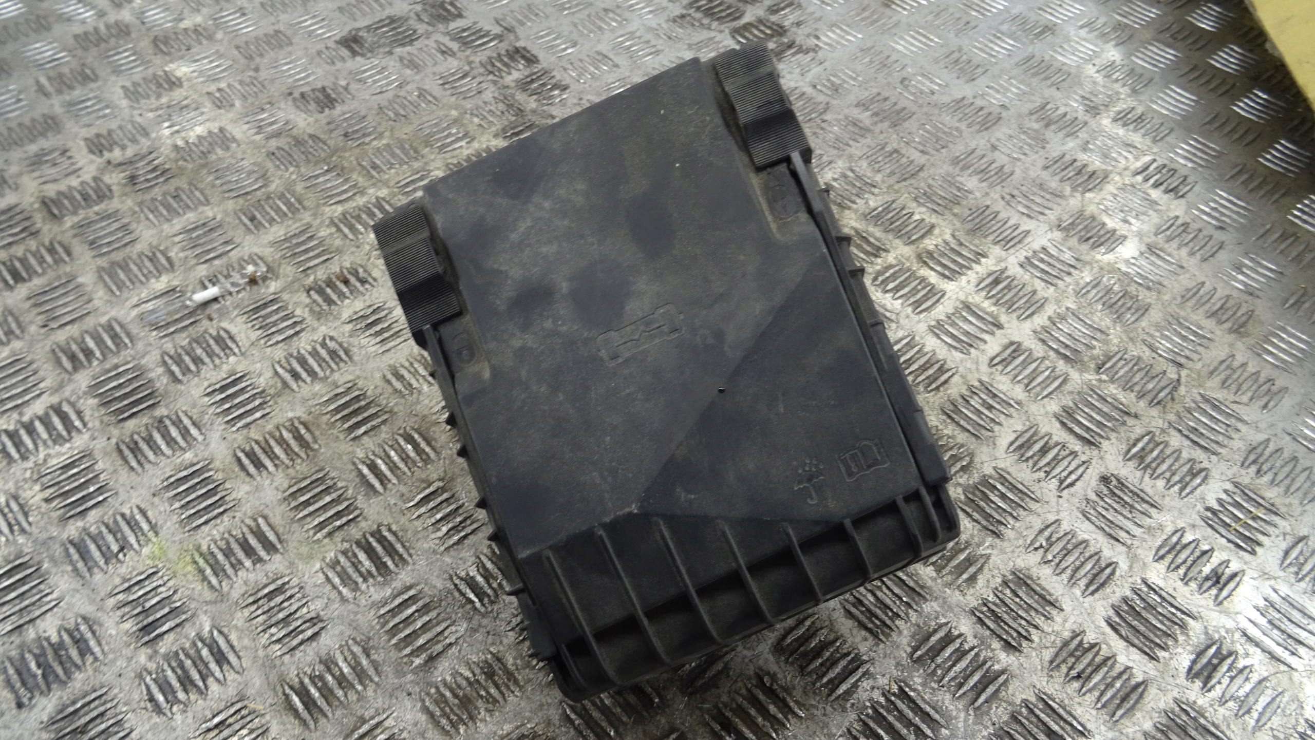Module fusibles Volkswagen OE 1K0937124Q