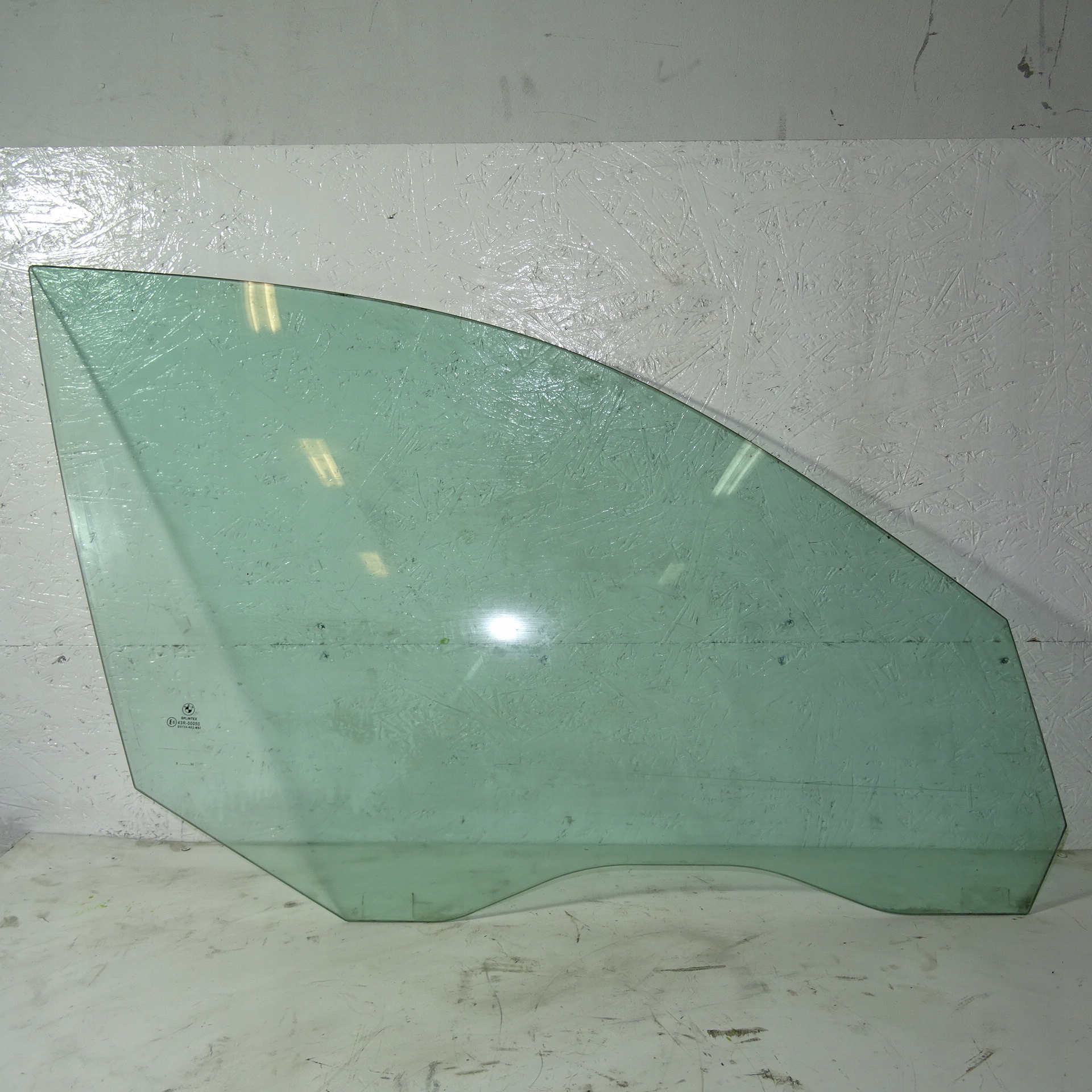 BMW 5 E60 SZYBA DRZWI PRZÓD PRAWA