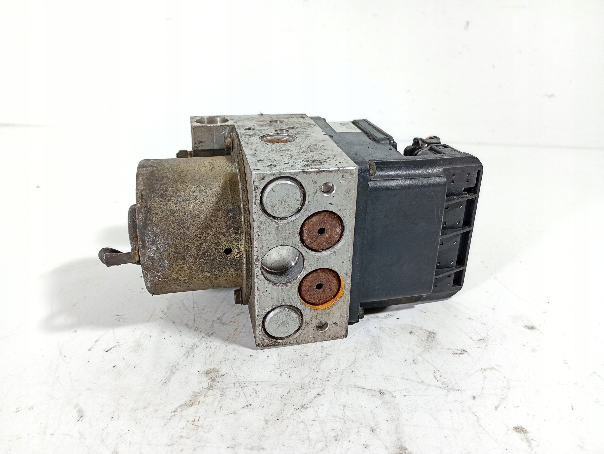 NIssan X-Trail T30 01-05 Pompa ABS OE 47600AR005
