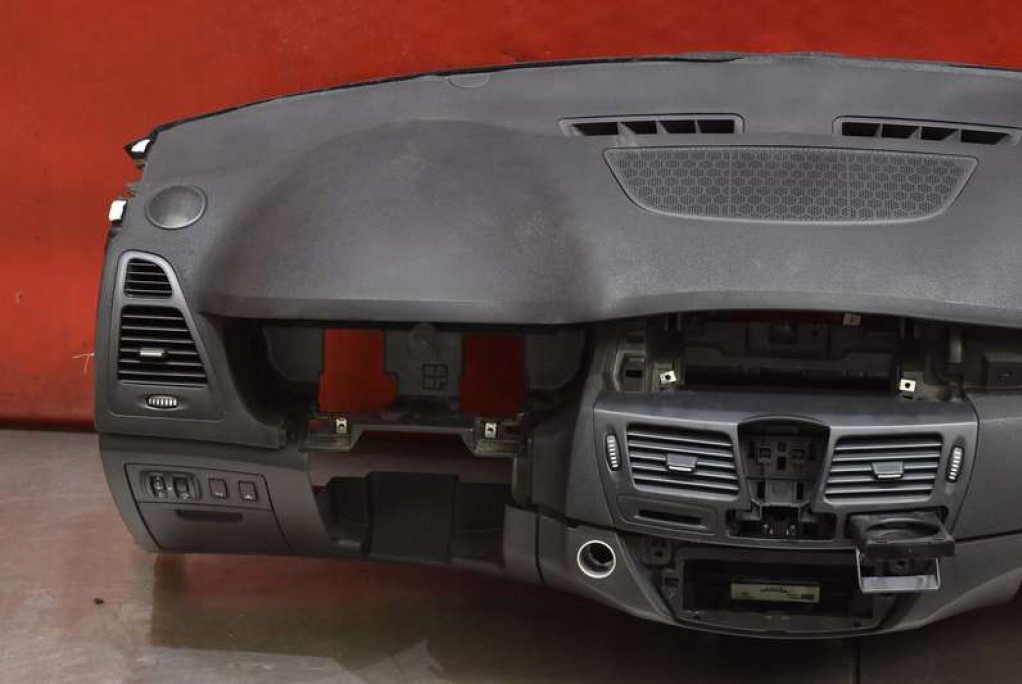 dashboard instrument panel console cockpit airbag EU RENAULT LAGUNA 3 III 07-11