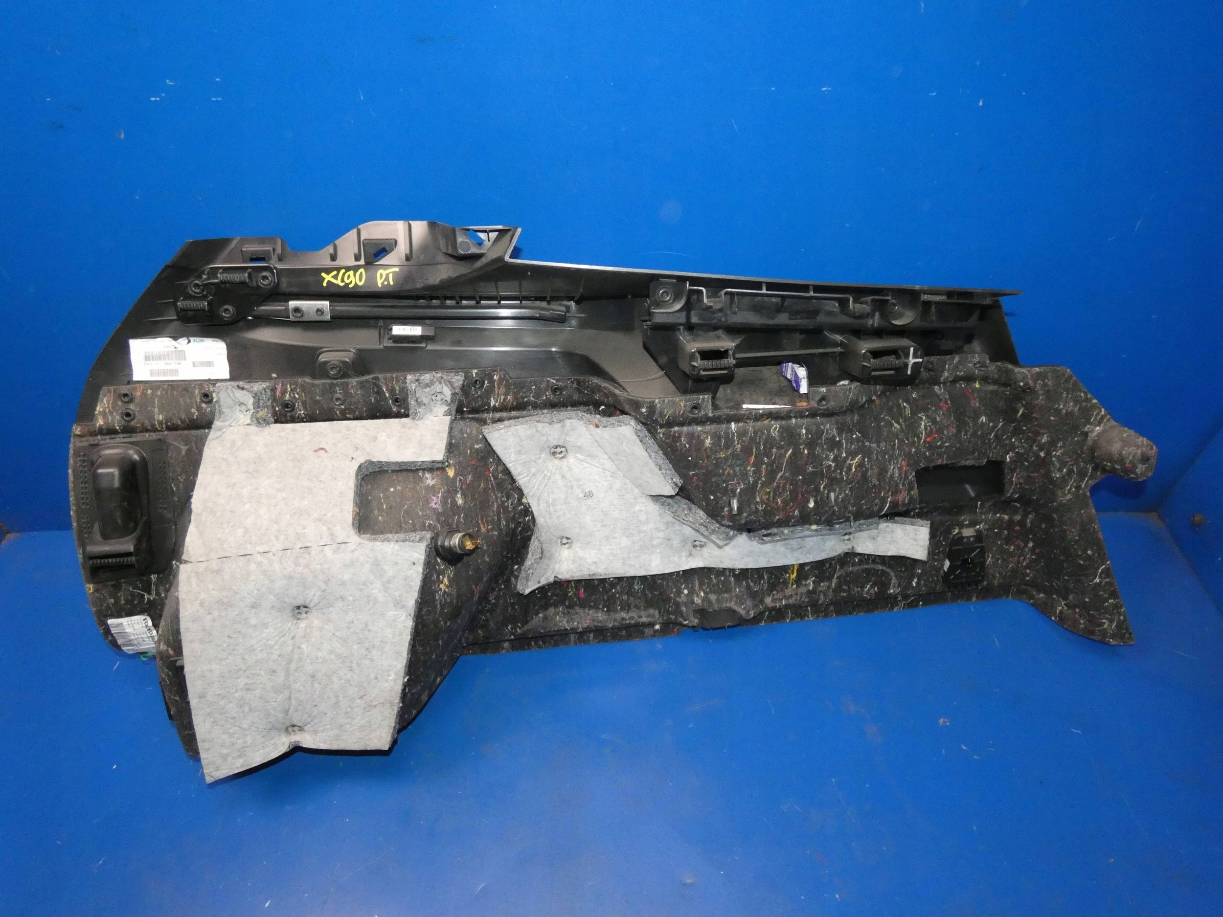 VOLVO XC90 II side upholstery boot right rear part 7 OSOB