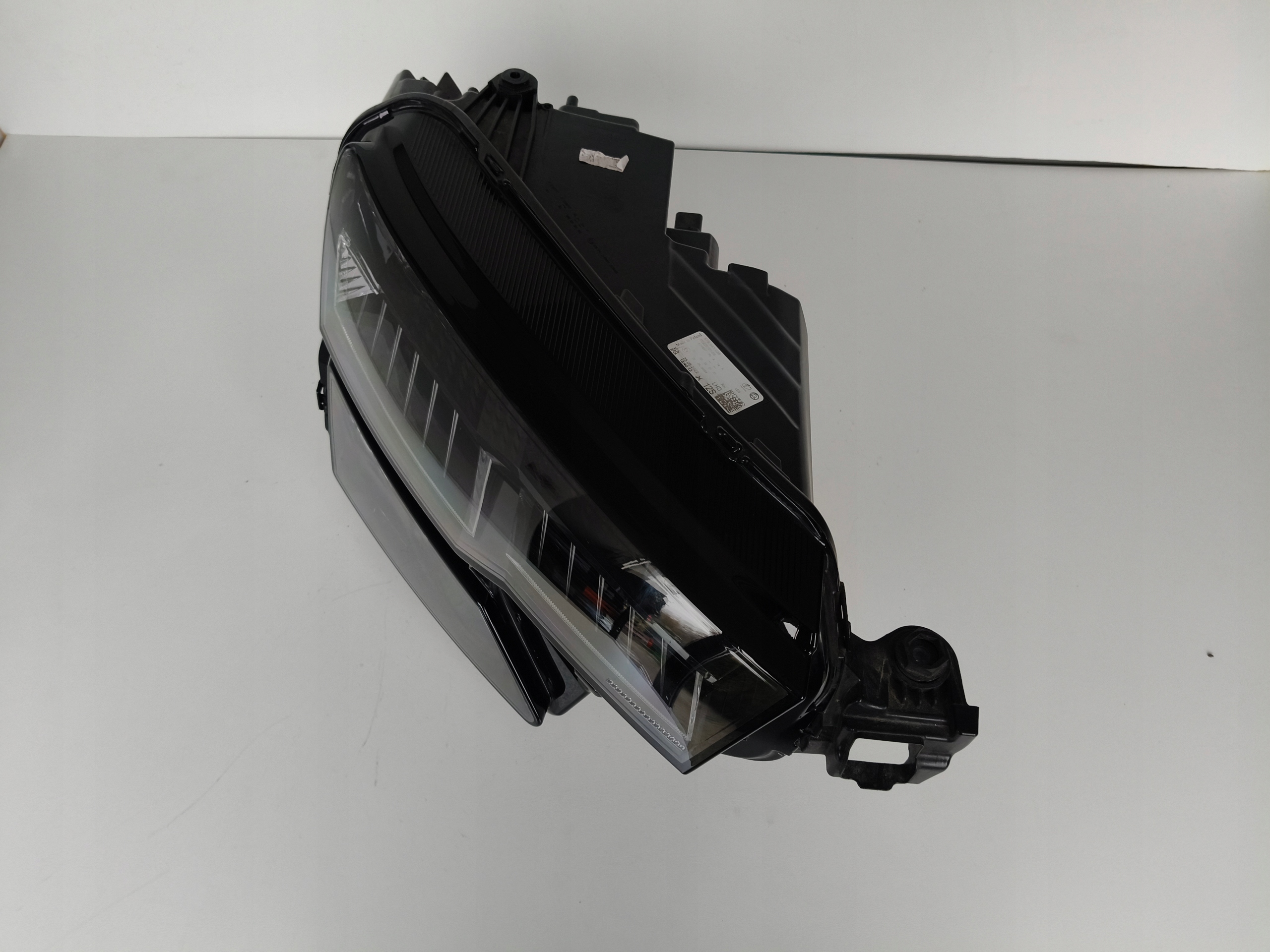 light right REFLEKTOR SKODA KAROQ 57A 21- LIFT FULL LED