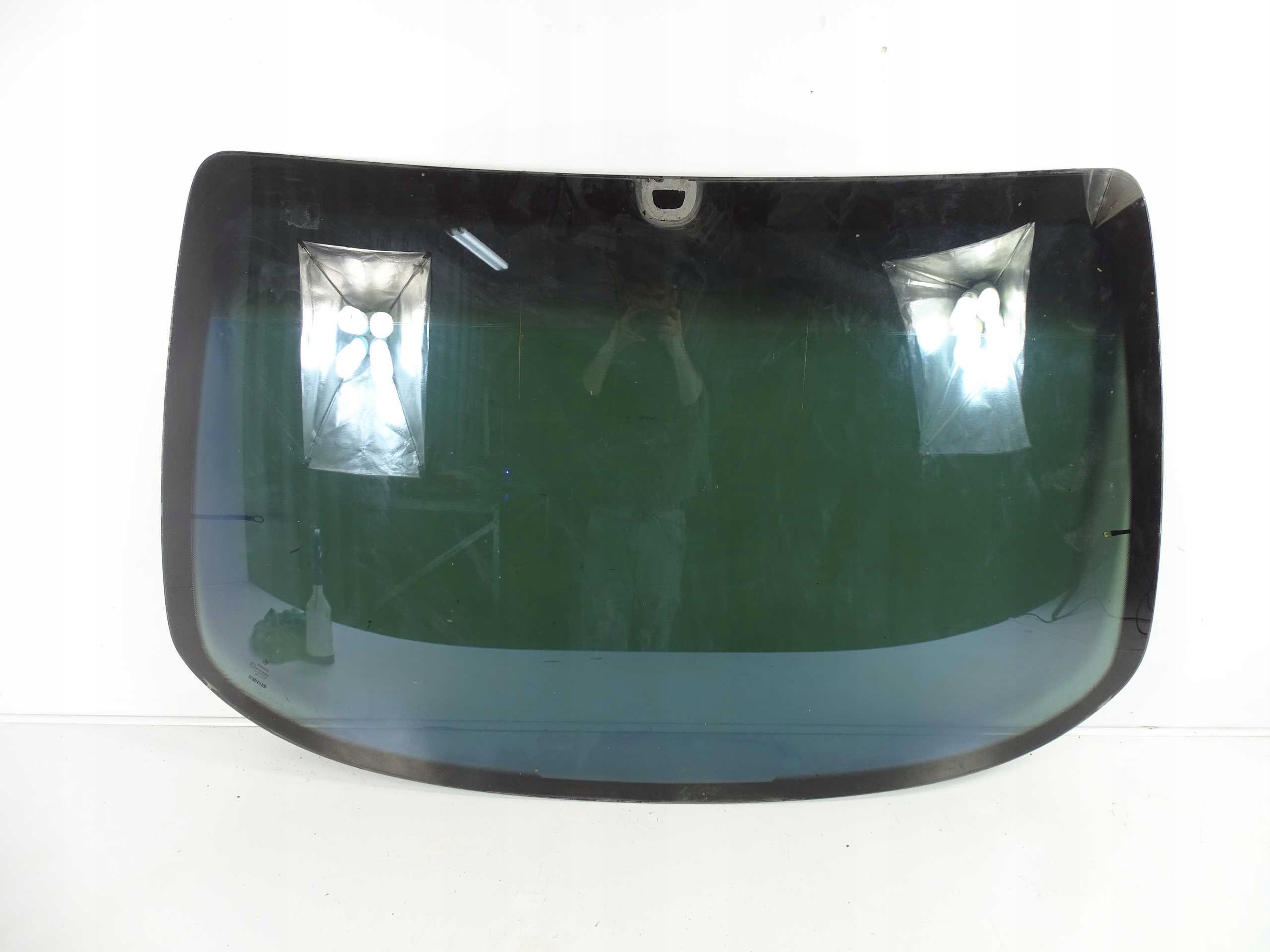 A2206700180 - Mercedes S class W220 Скло заднє Заднє