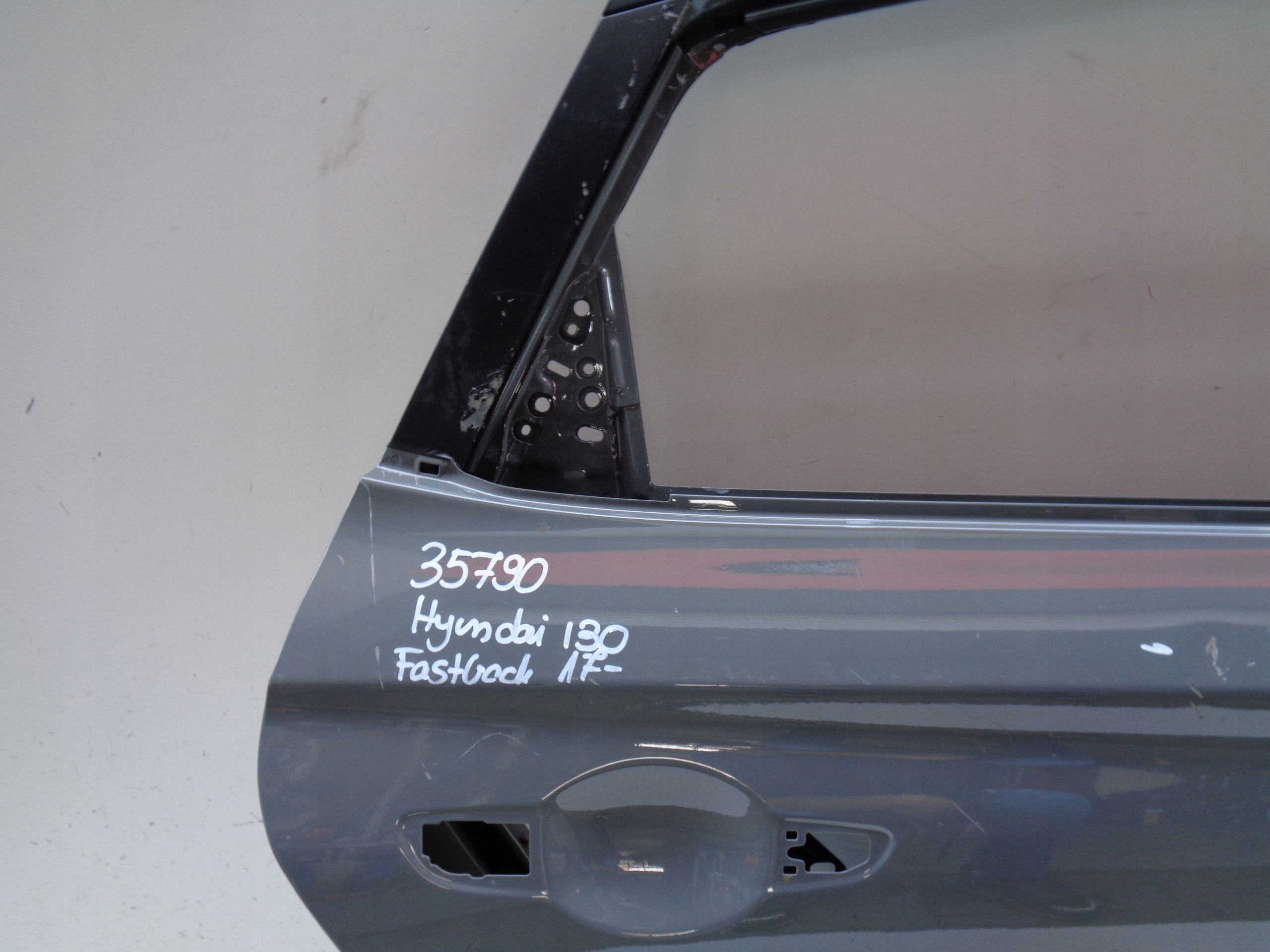 door right rear. HYUNDAI I30 FASTBACK 17- 35790