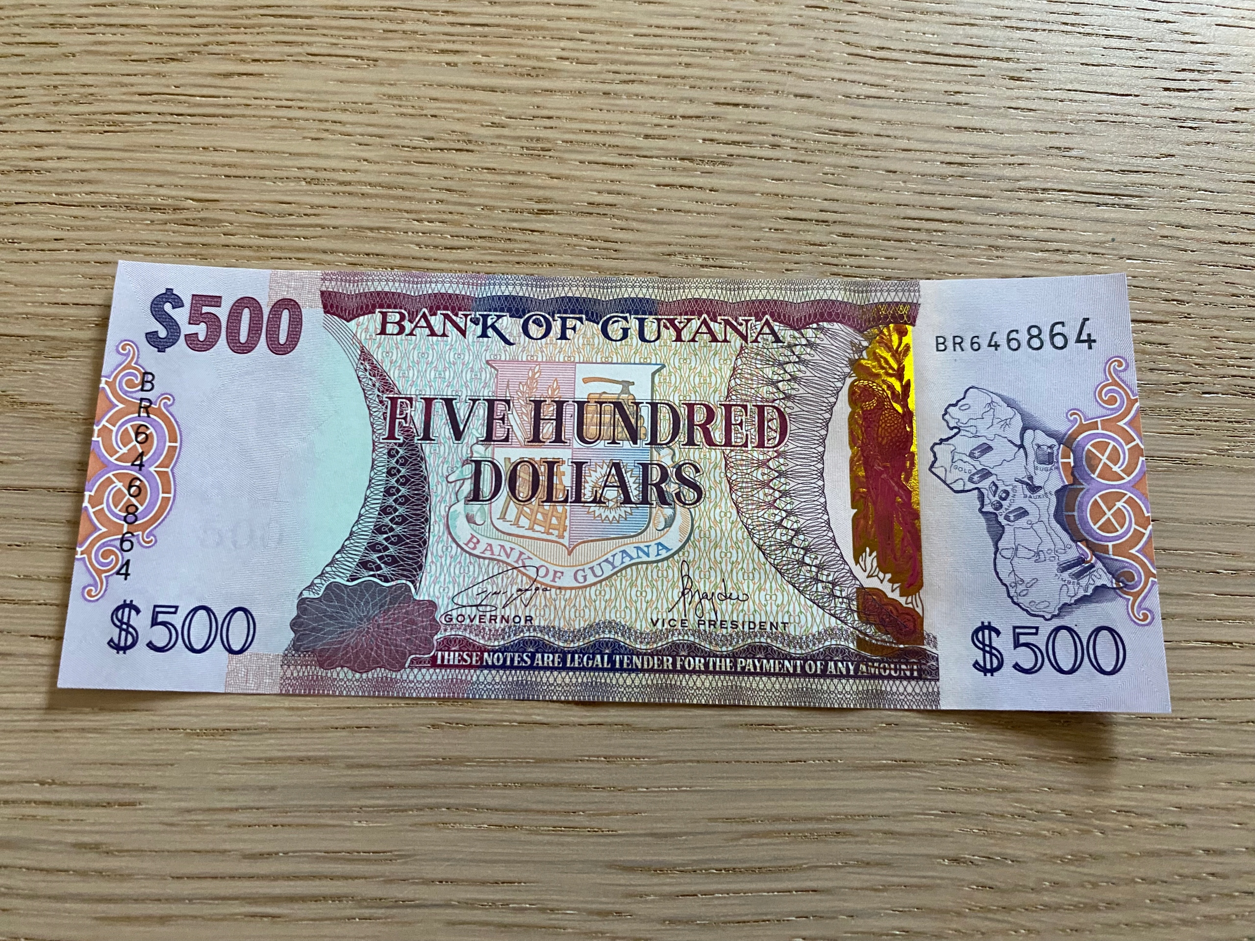 Gujana - 500 dolarów - UNC