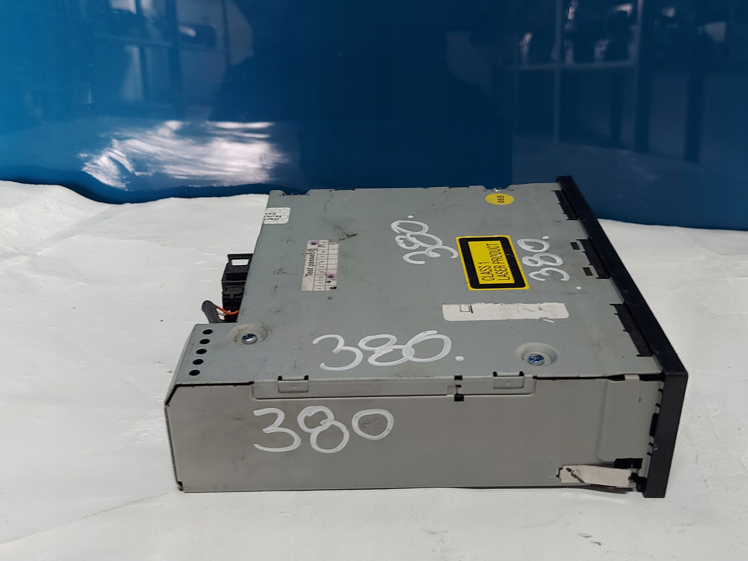 menič CD AUDI A4 B7 8E0035111D