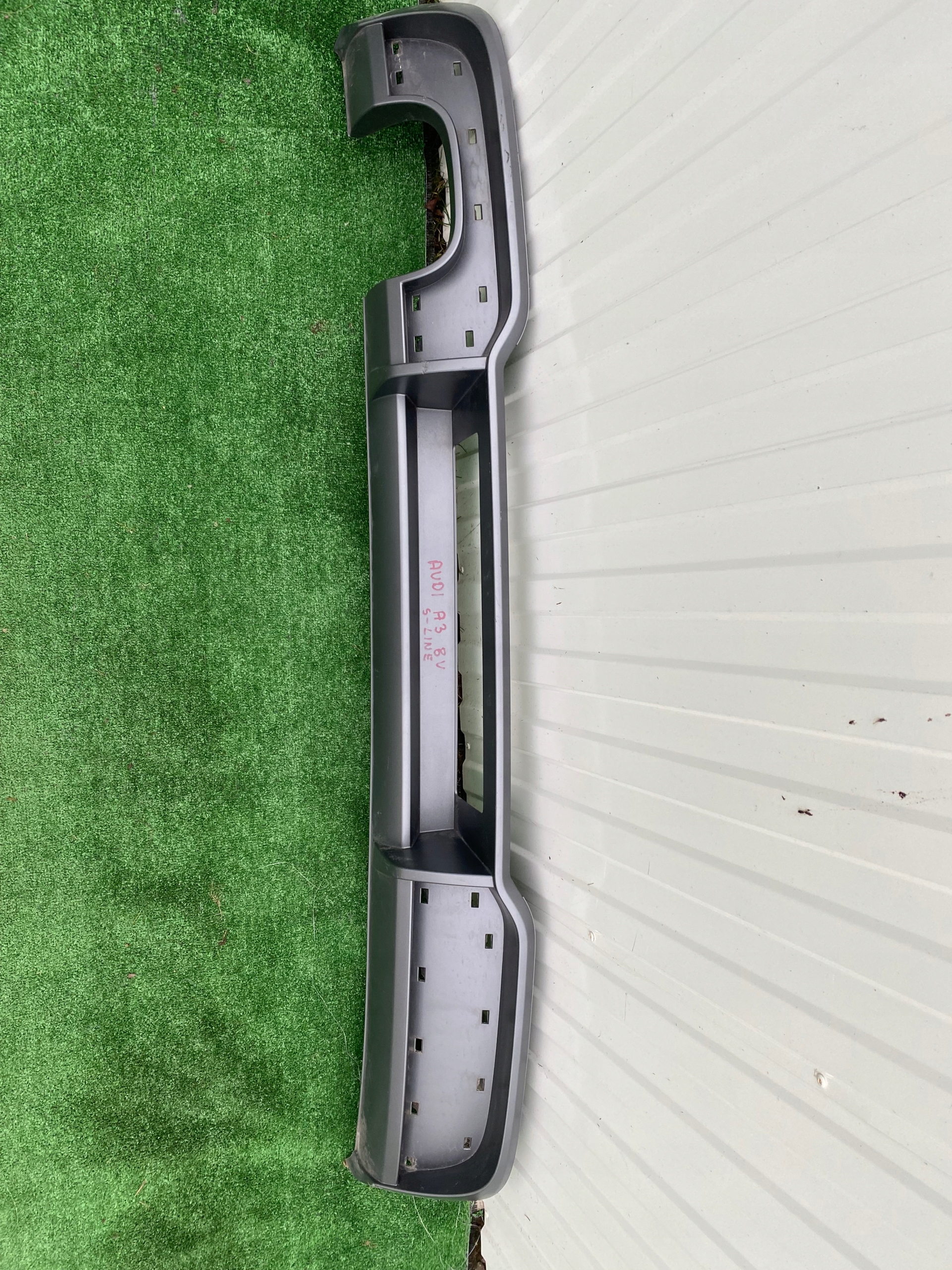 Дифузор заднього бампера AUDI A3 8 V S-LINE