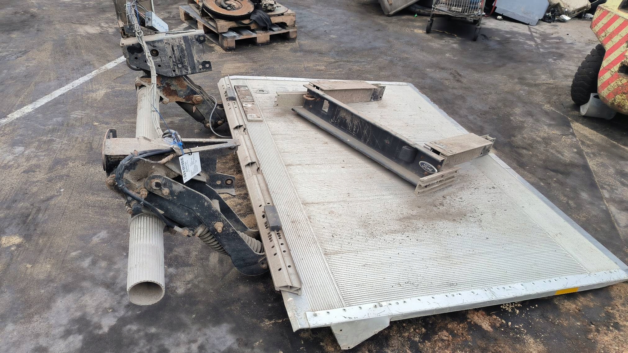 WINDA ZALADOWCZA BAR CARGOLIFT FORD TRANSIT MK8
