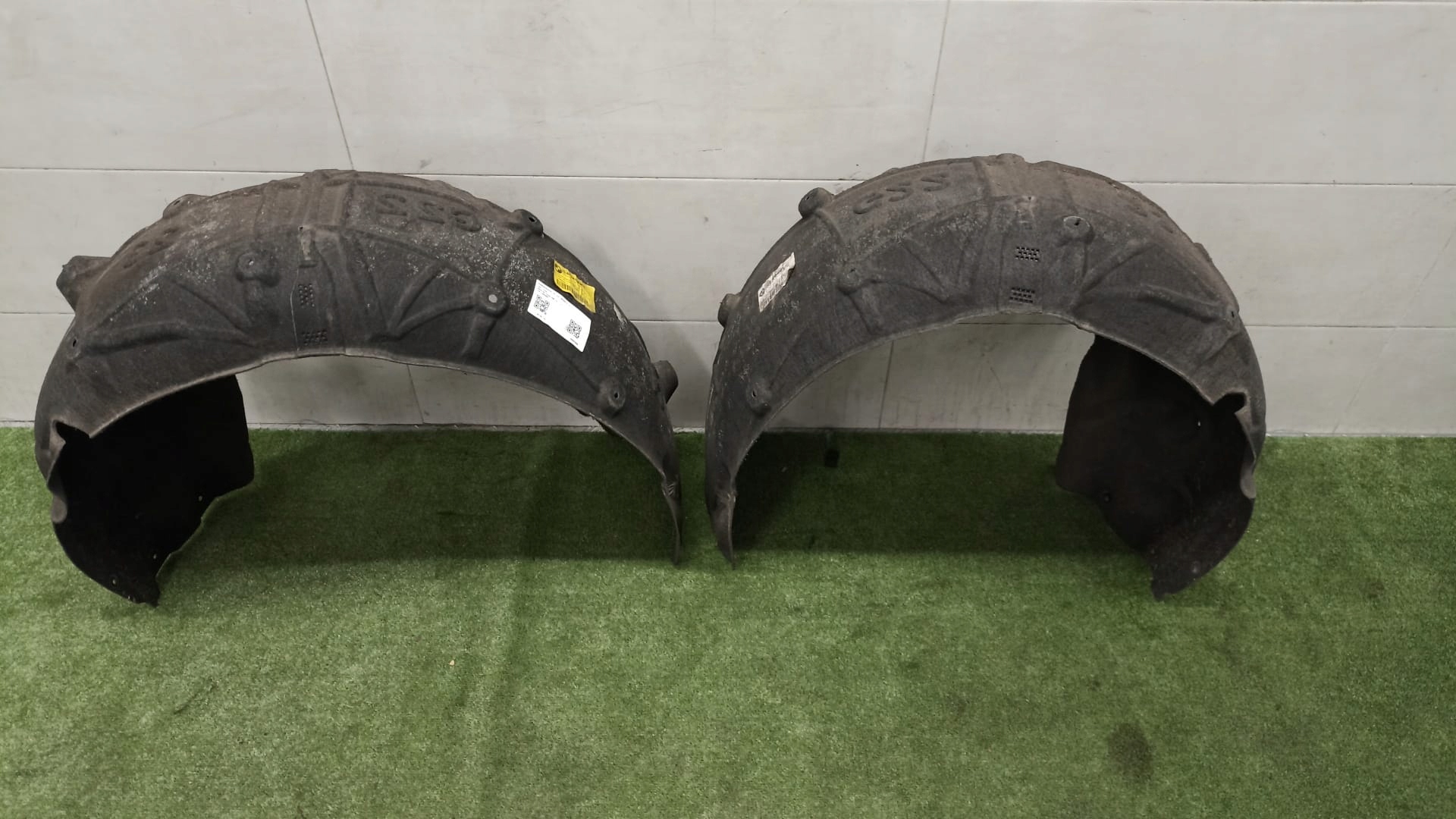 BMW G22 mudguard rear part right left 9627873 9627874
