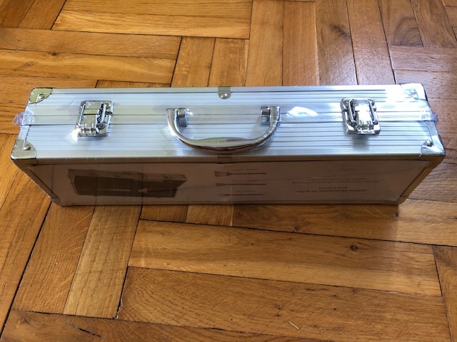 GRILL ZESTAW AKCESORIÓW DO GRILLA WALIZKA Producent inna