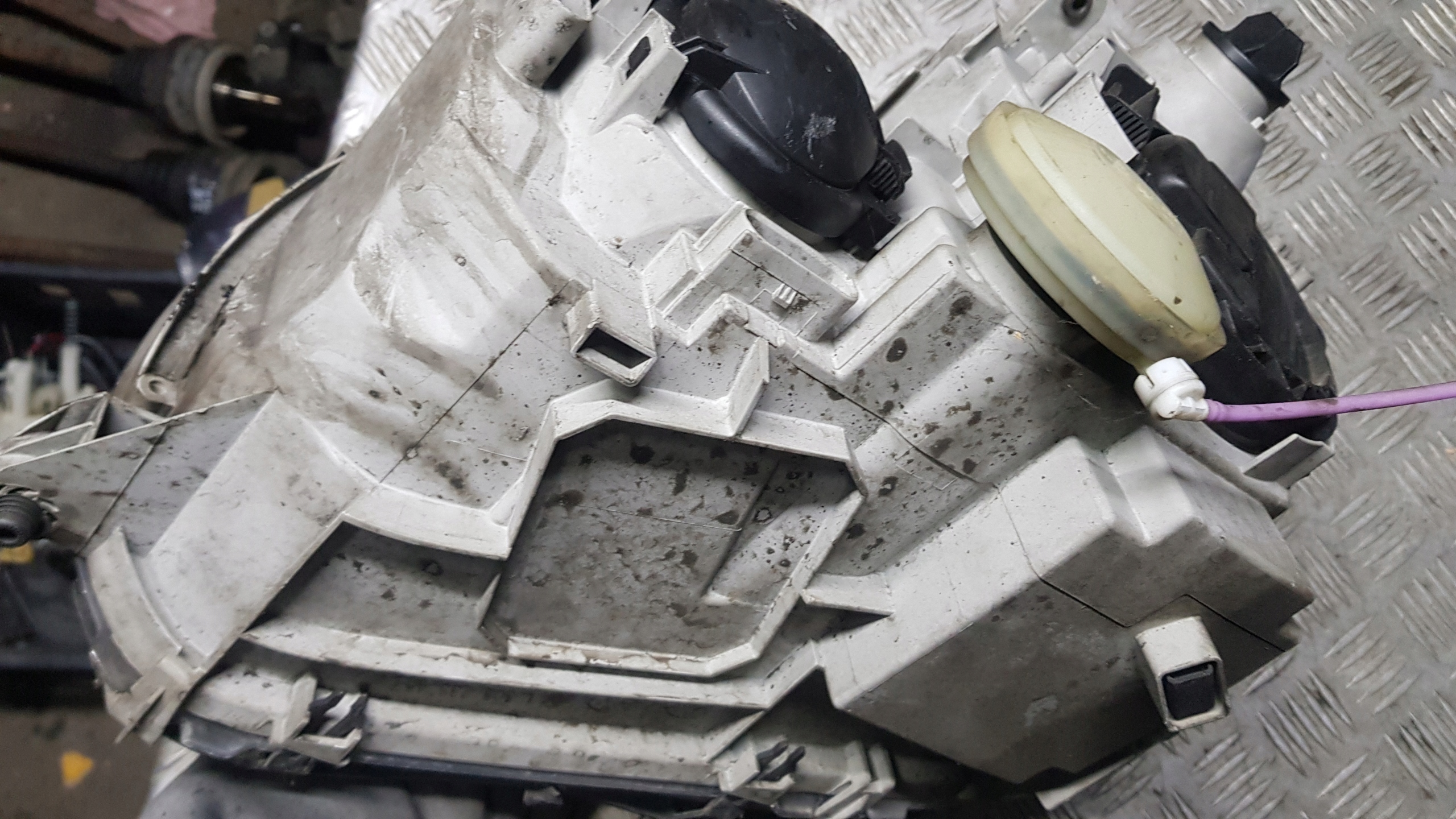 MERCEDES W203 light left front front
