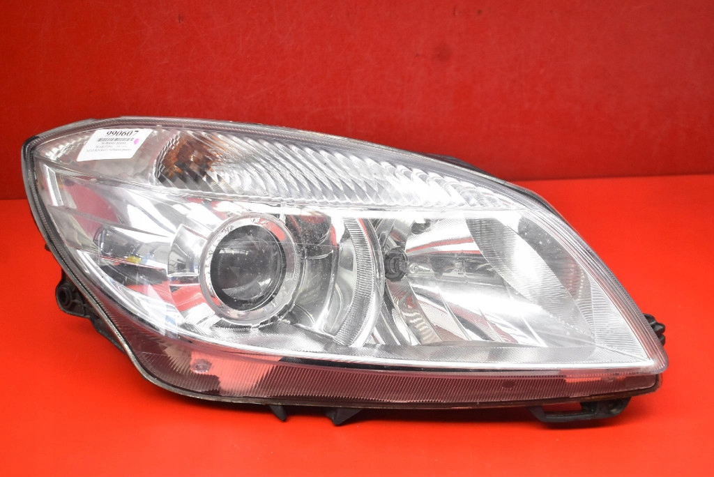 REFLEKTOR right light front lens EU SKODA FABIA 2 II LIFT 10-14