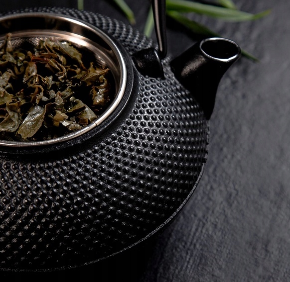 Zestaw żeliwny IMBRYK do herbaty podkładka czarki Kolor czarny