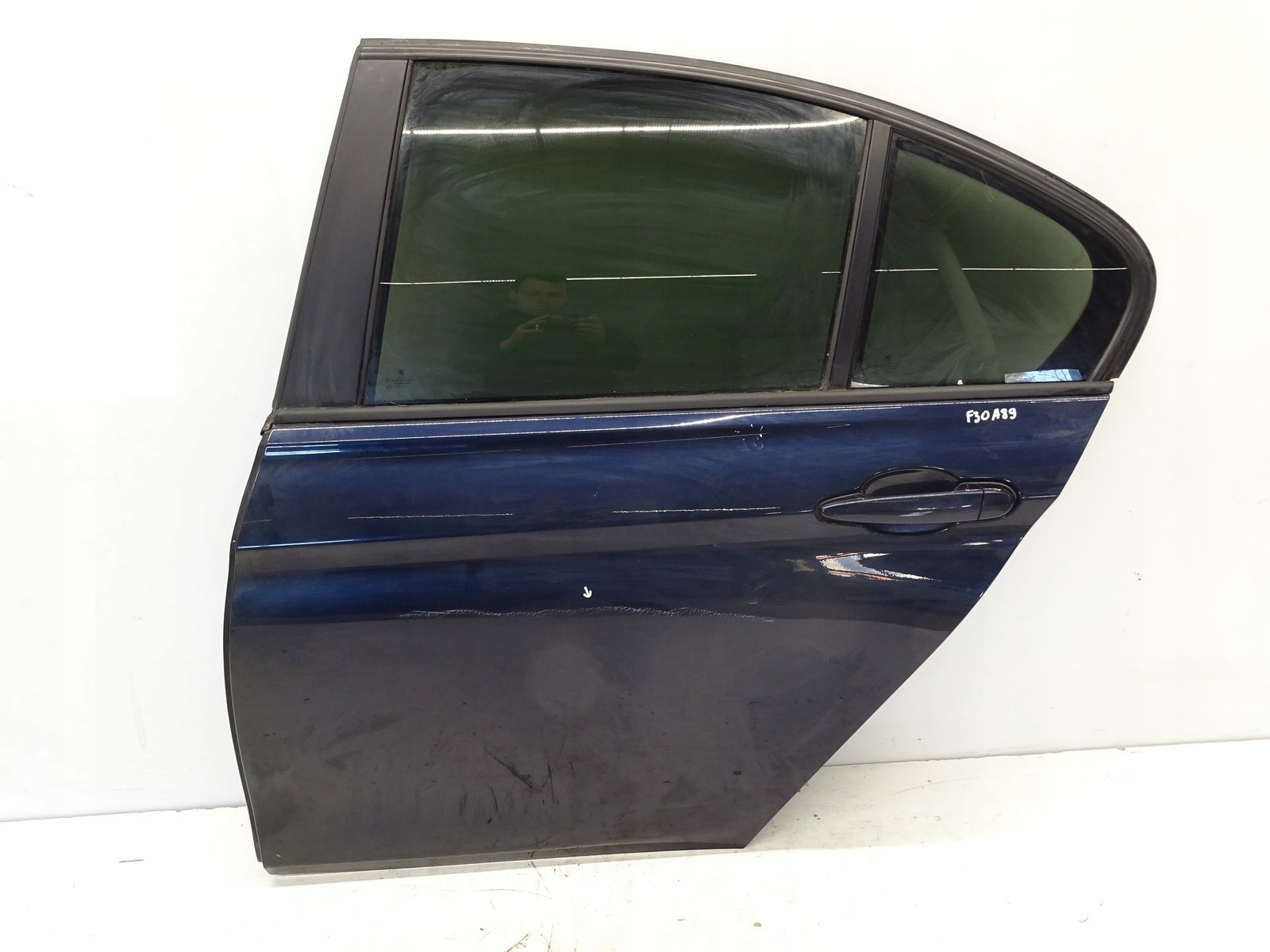 door left rear part left rear. BMW F30 LIFT A89