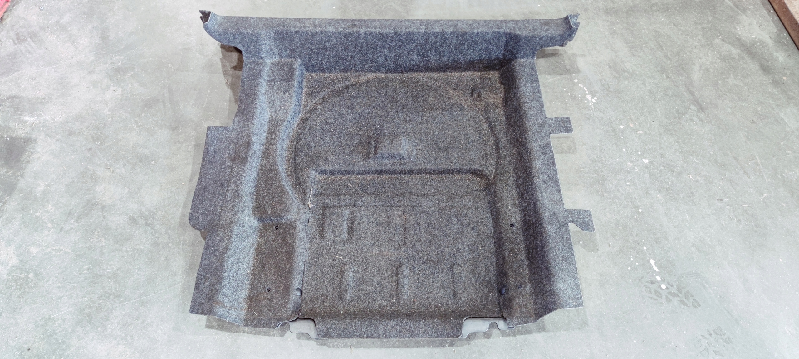 upholstery WNEKI boot AUDI Q5 8R 8R0863462A