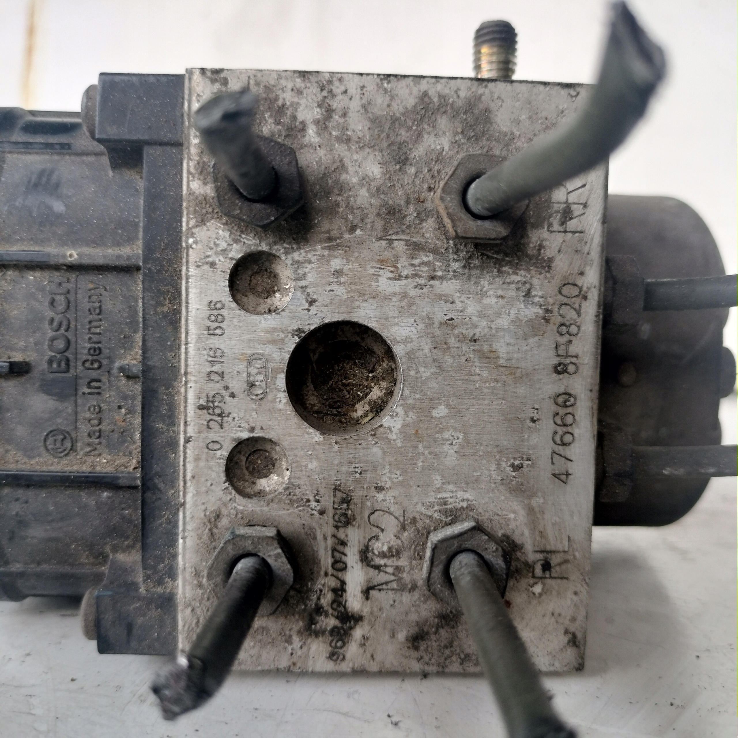 NISSAN PRIMERA P11 servofreno ABS 0273004316 476608F820