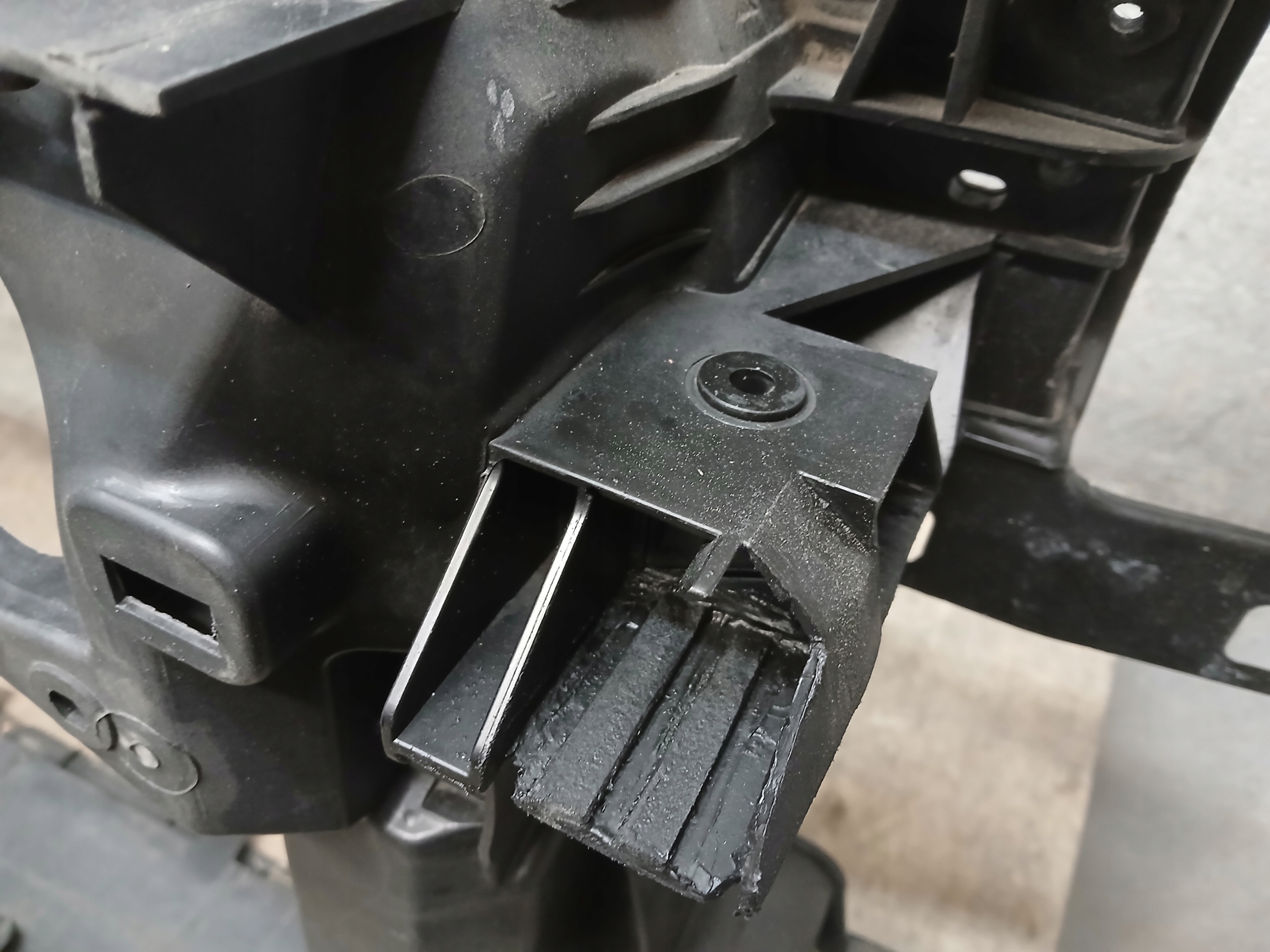 Armature AUDI A3 8V 13- 8V0805588