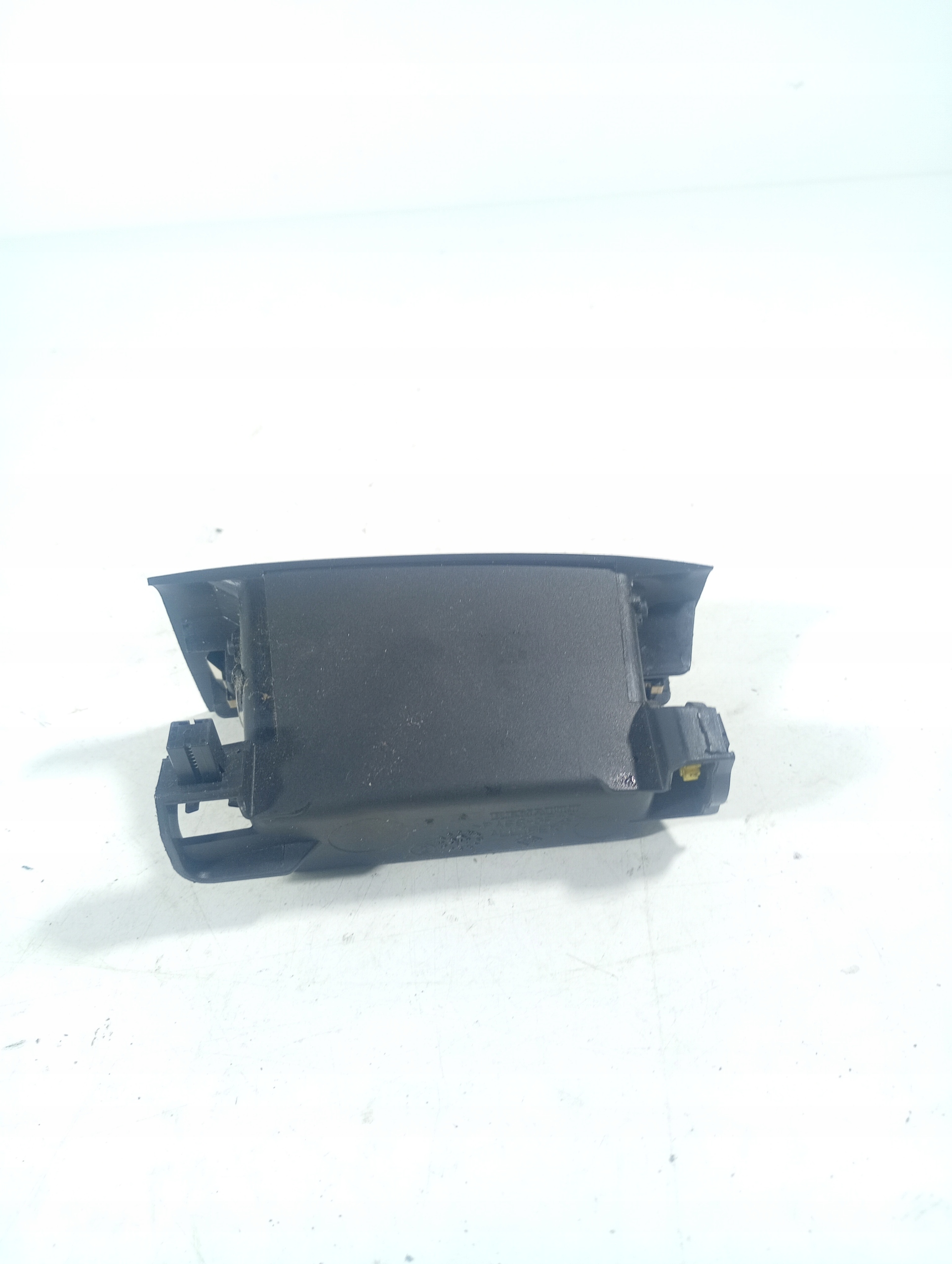 Renault Laguna 2 II 02-07 passenger compartment OE PA66GF20
