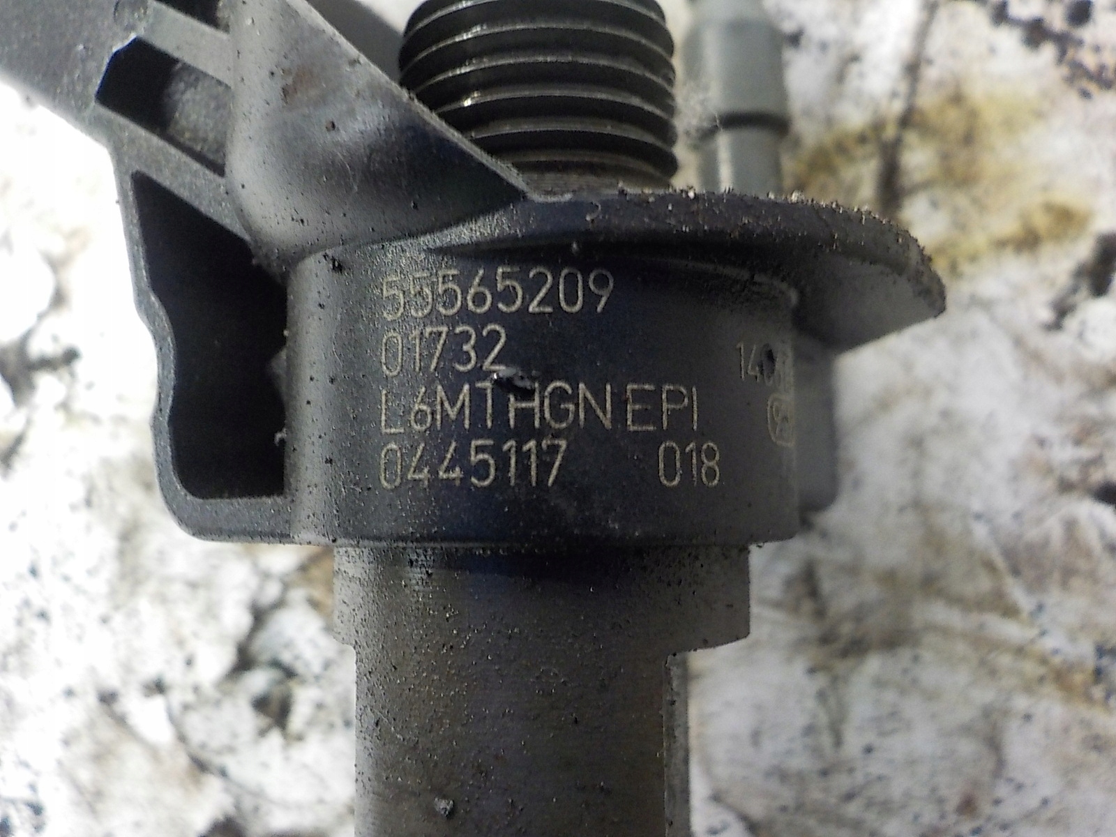 OPEL INSIGNIA 2.0 CDTI injector 55565209 0445117018