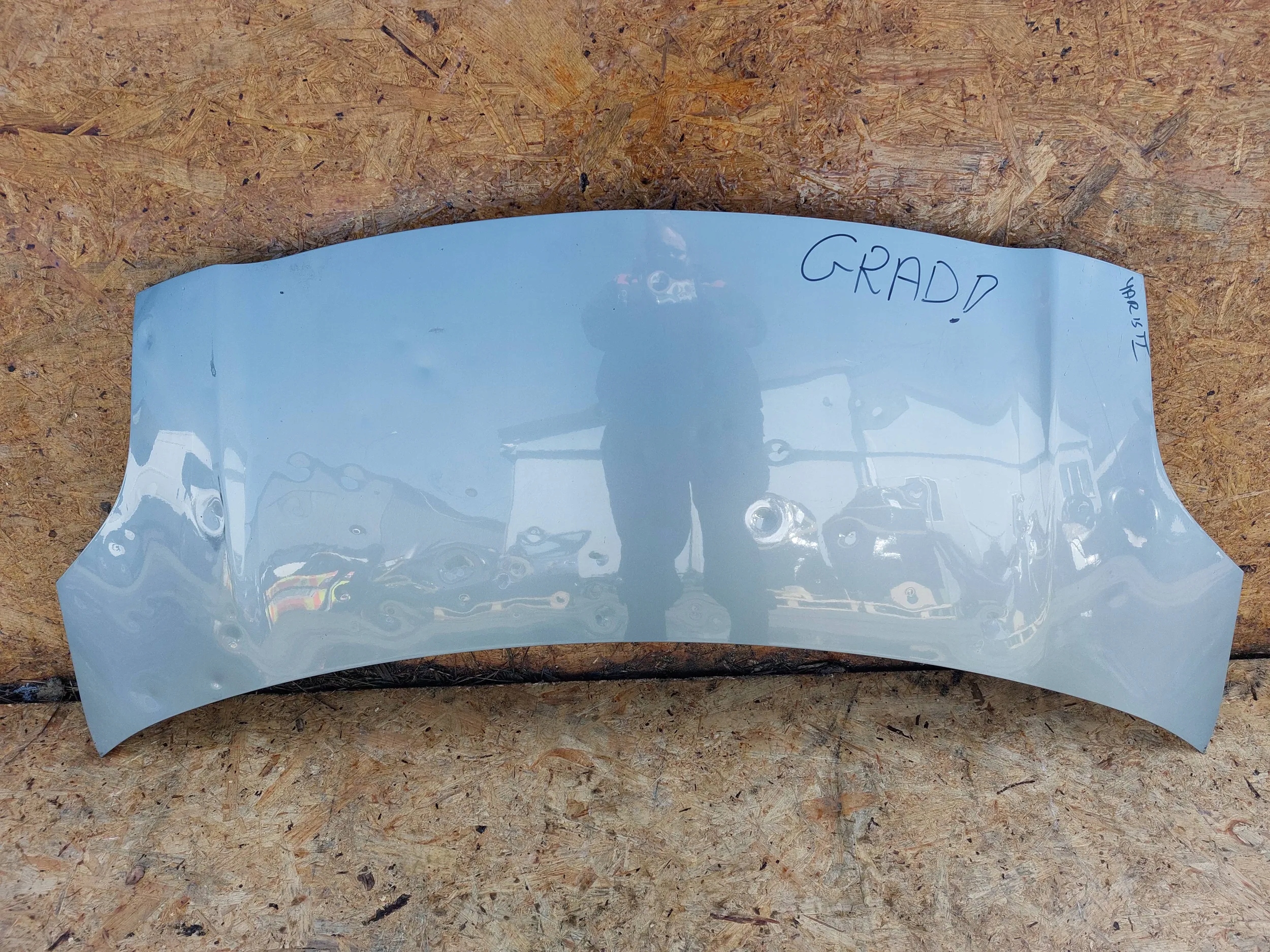 bonnet front Toyota Yaris II 06-11 hail