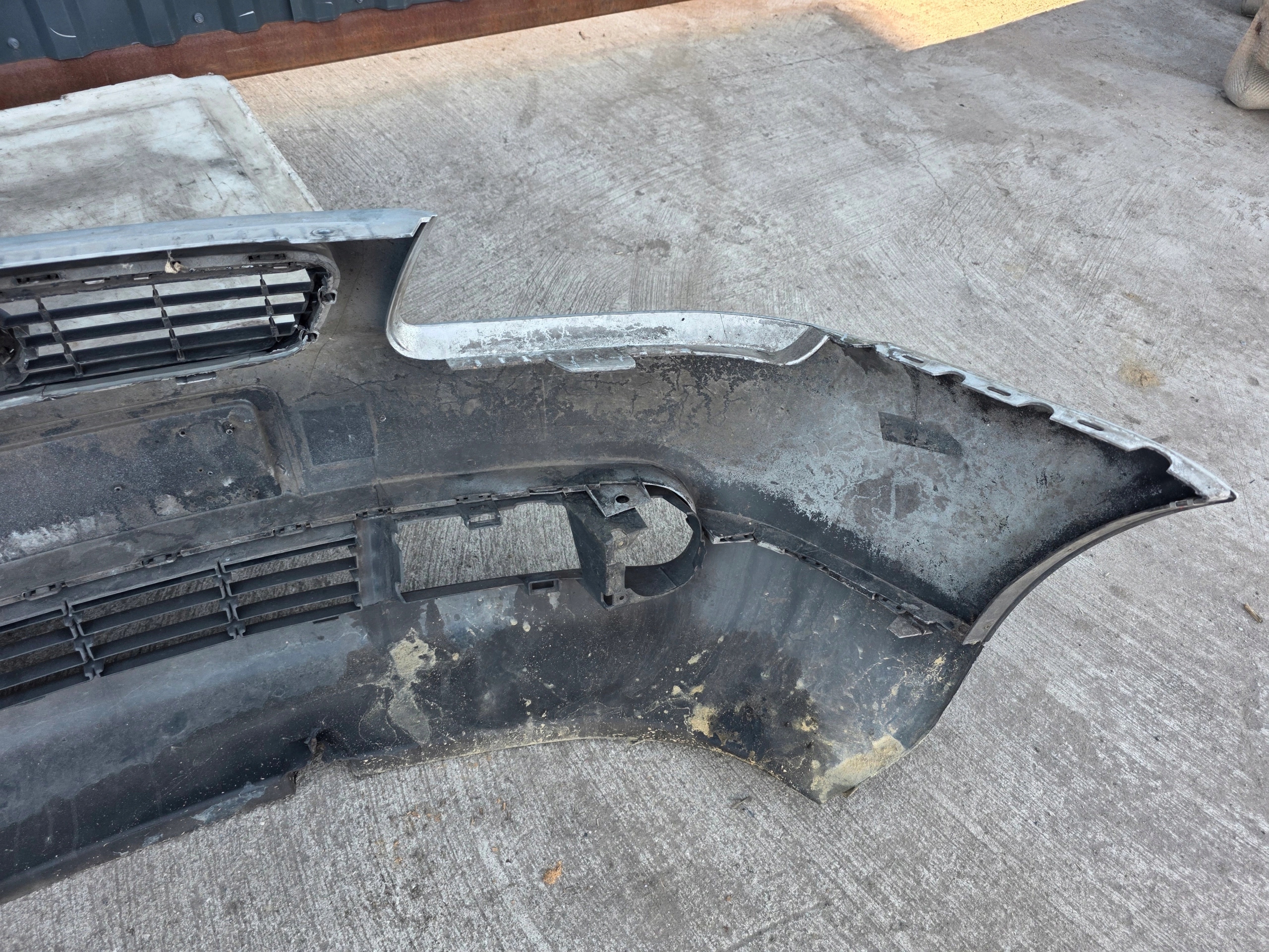 bumper front AUDI A3 8L LIFT LY7W complete !!!