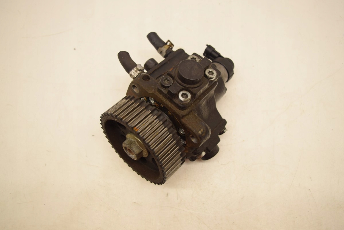 OPEL INSIGNIA A 2.0 CDTI ТНВД 55571005