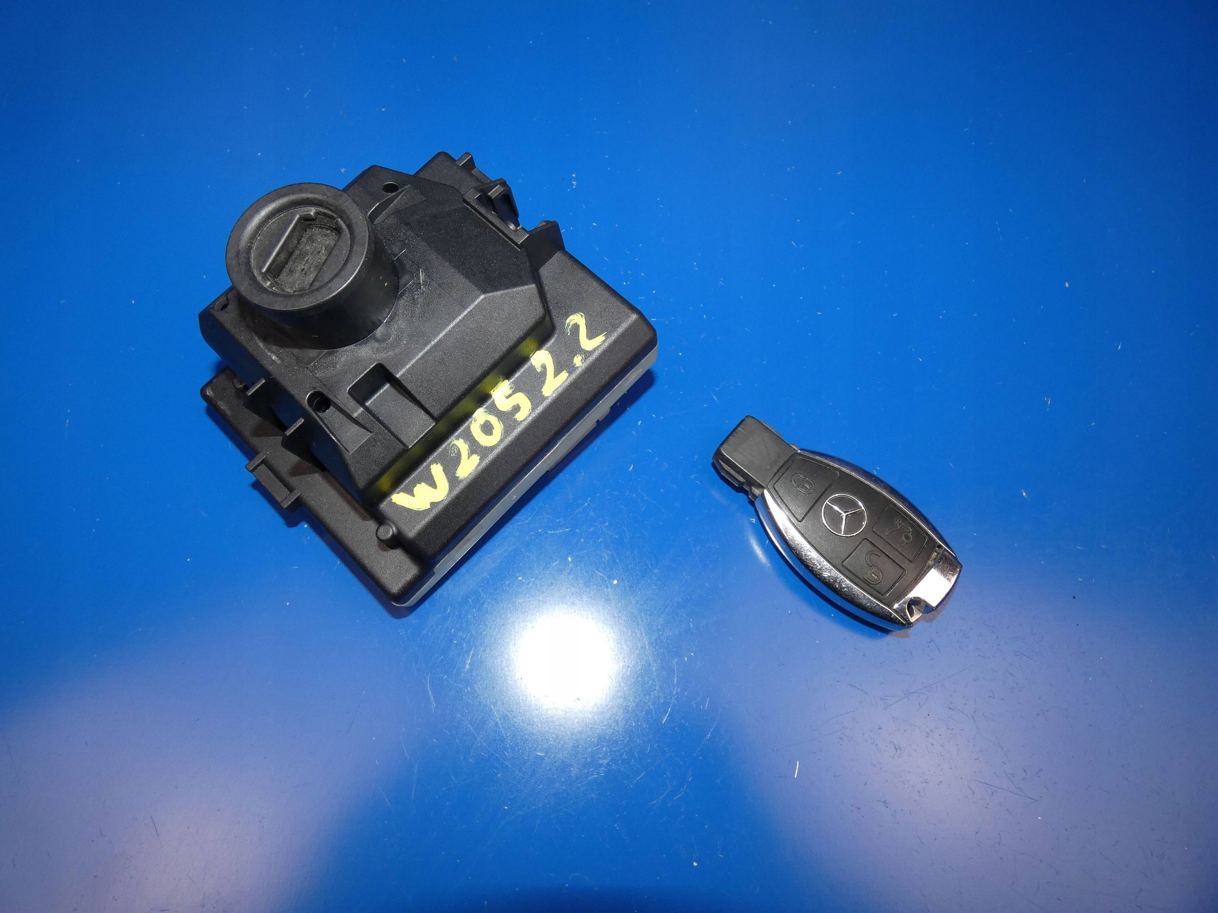 MERCEDES C KLASA W205 GLC W253 ignition + key