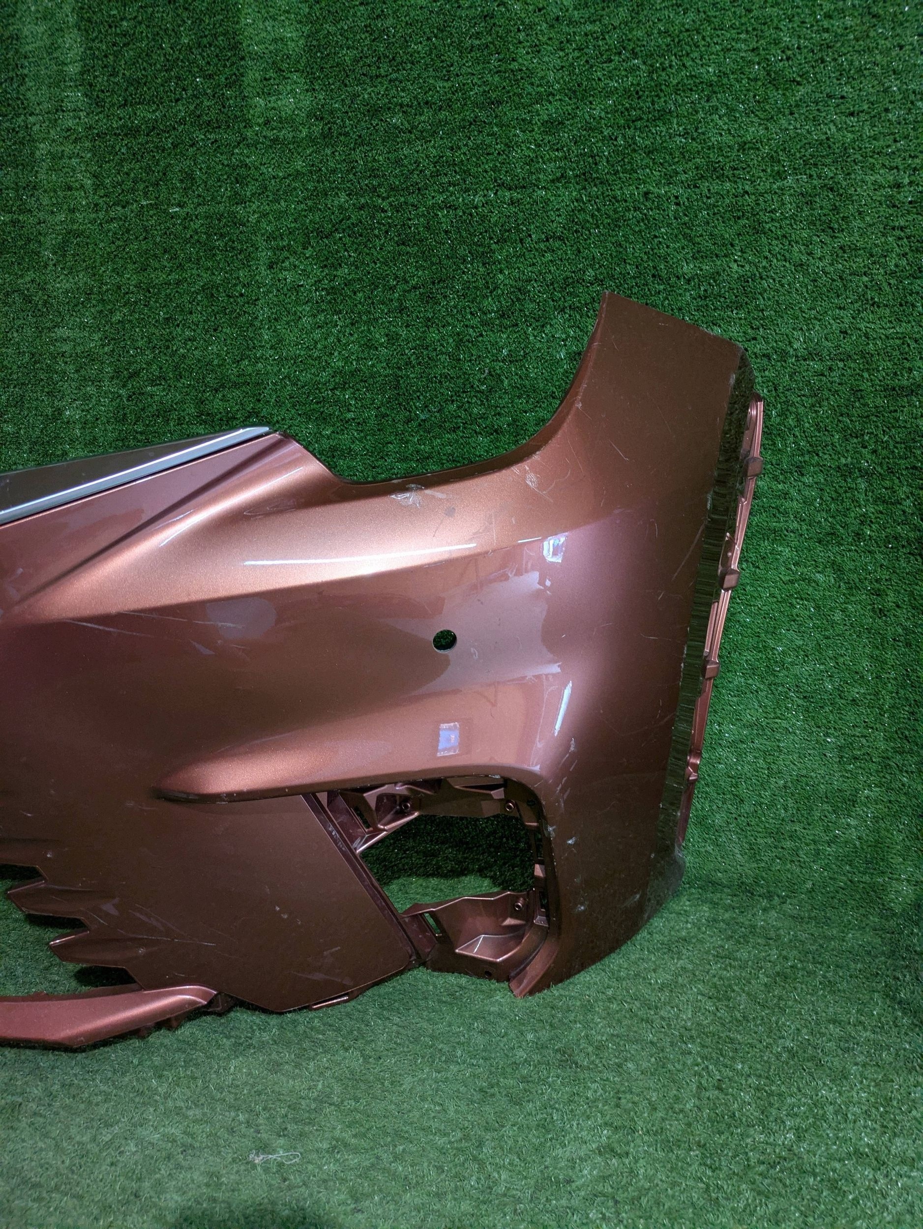 front bumper front LEXUS LBX 23- NR.Z9833