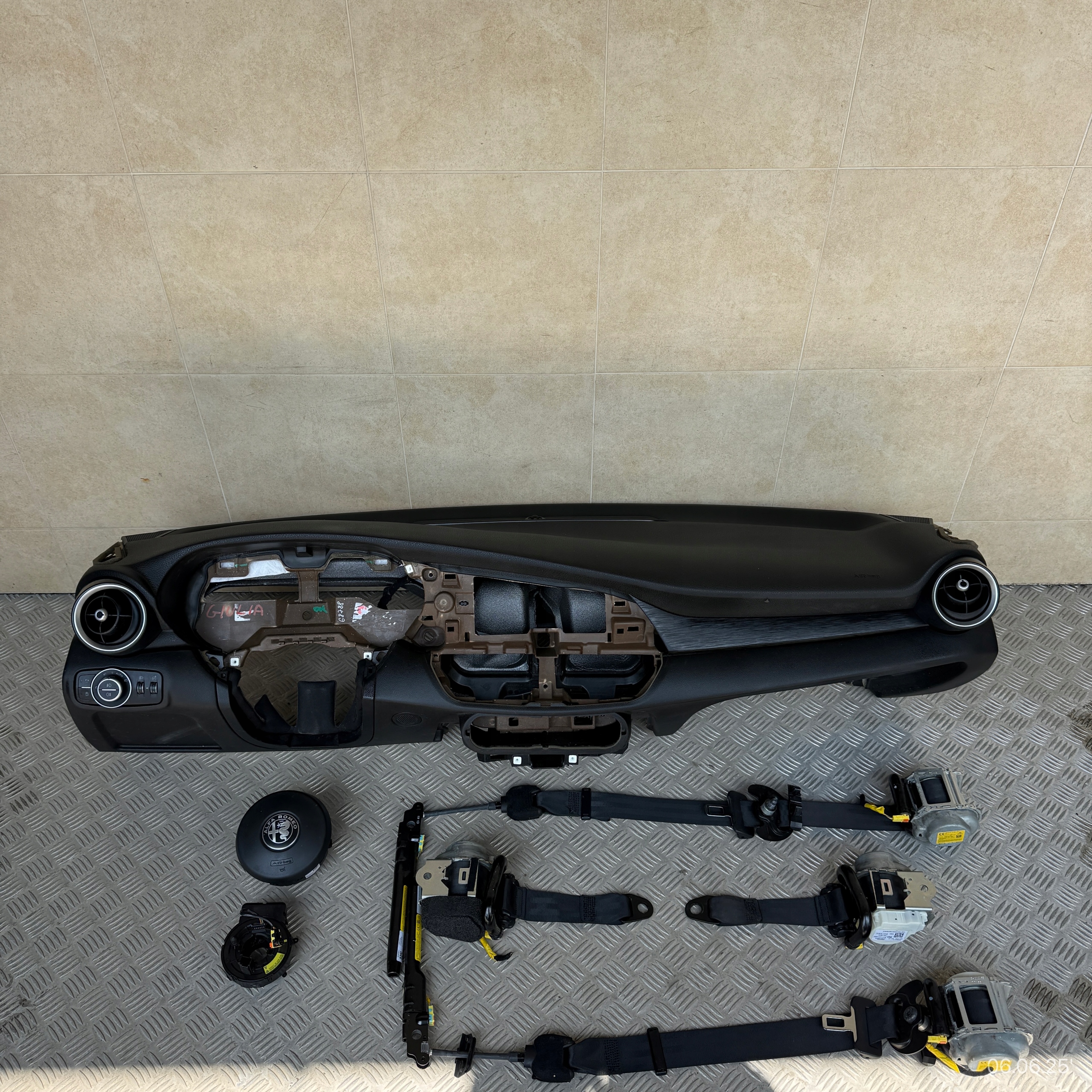 dashboard complete airbag console tension belts cockpit ALFA ROMEO GIULIA 2018 ROK