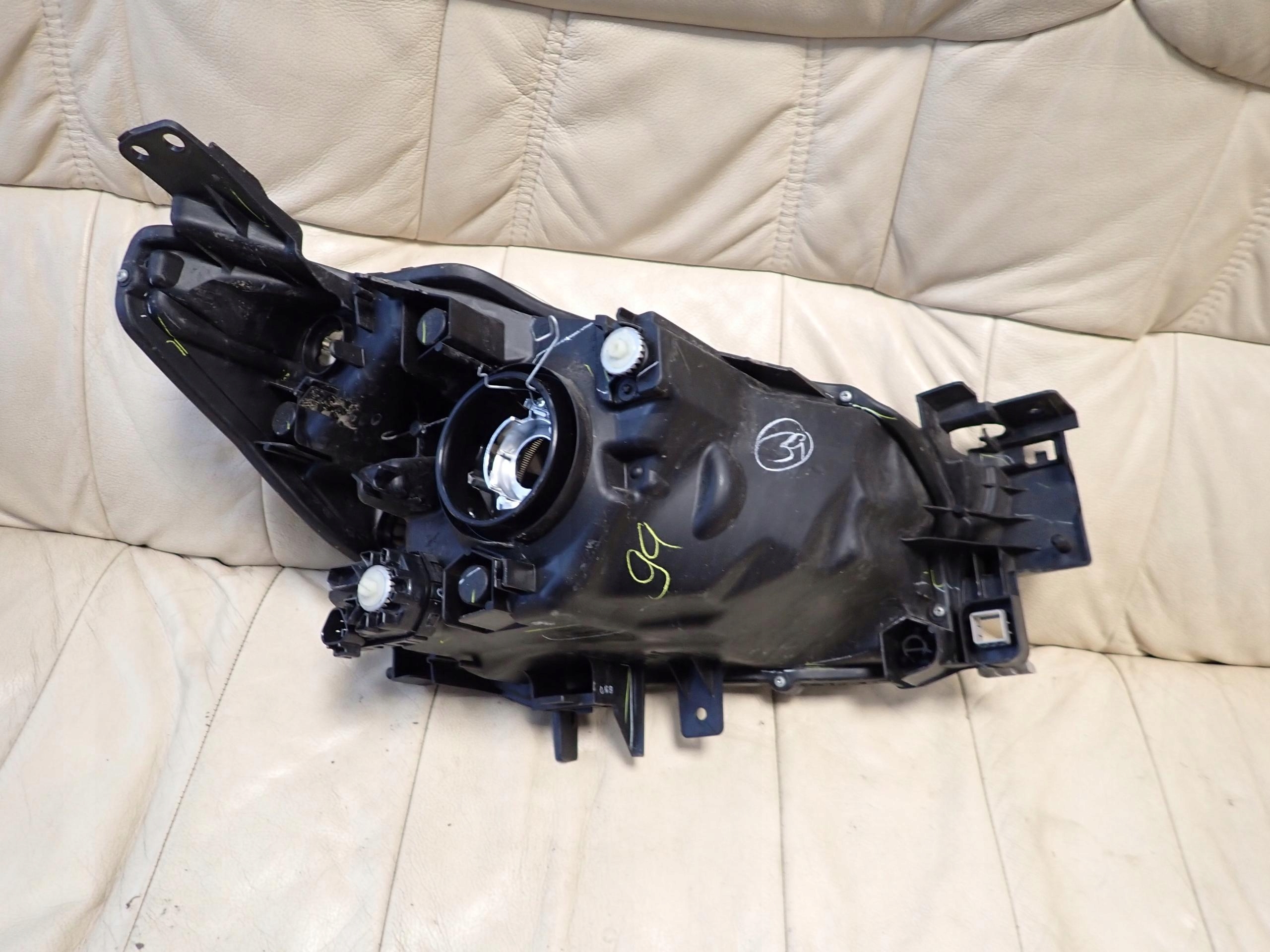 MAZDA 2 III 14-19 light front front left