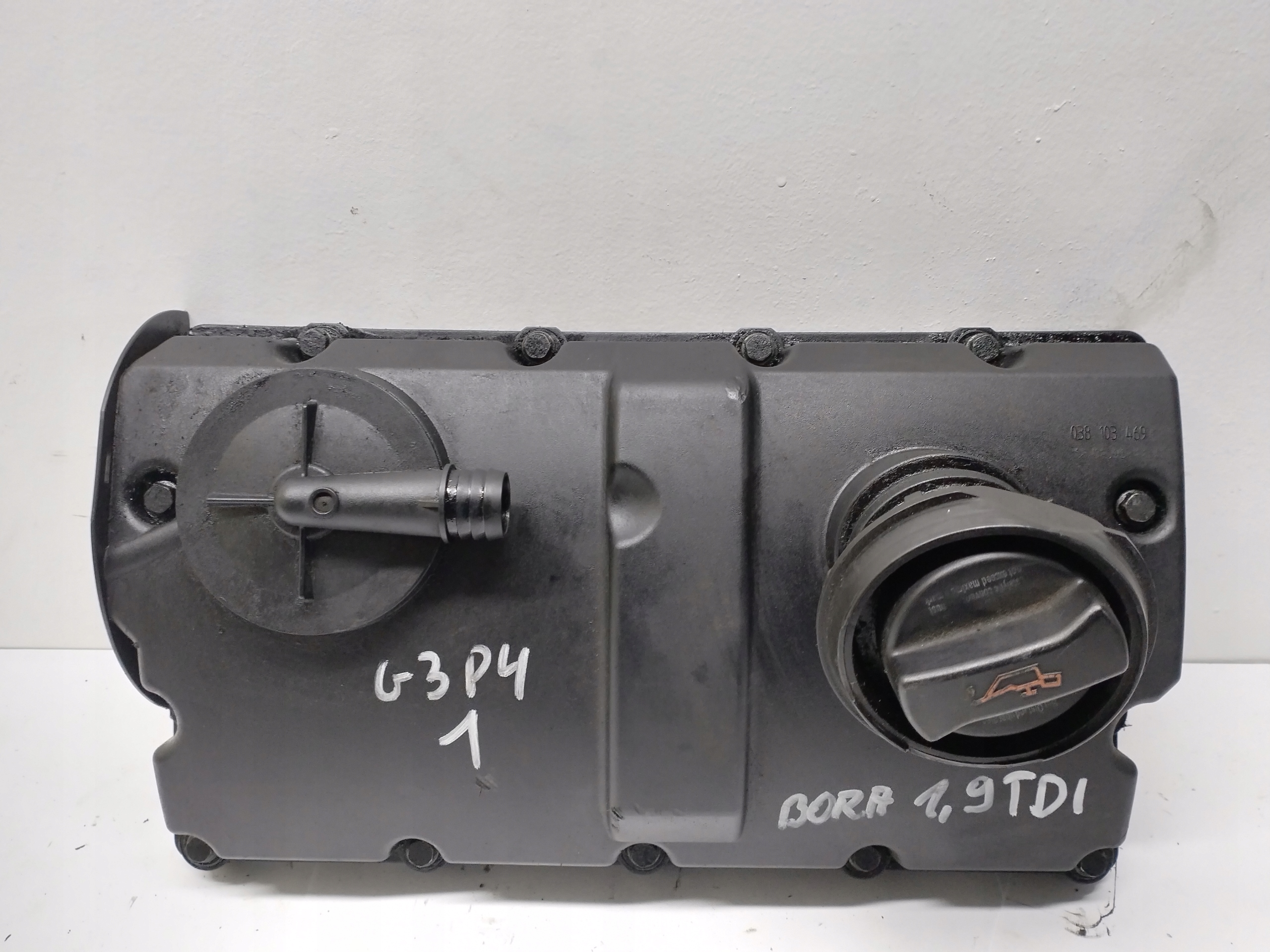 COPERCHIO PUNTERIE VW BORA 1.9 TDI 038103475E