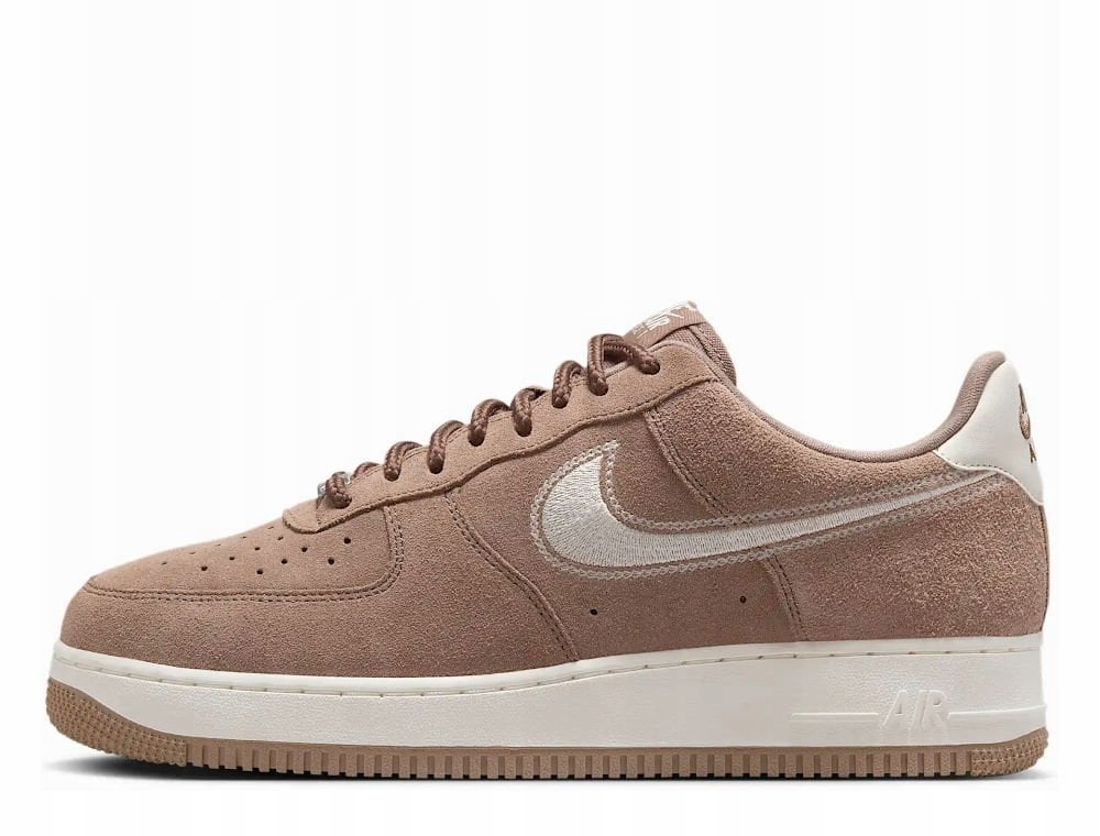 Tenisky Nike Air Force 1 '07 LV8 Hnědé semišové HJ4465-200 40.5EU