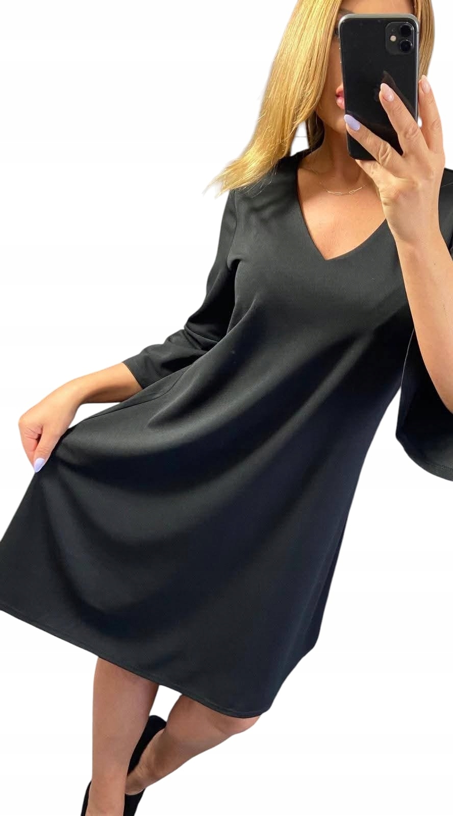 V0024 Šaty Rukáv Rozšířený Hladký Výstřih V-neck Černá vel. 42 (XL)