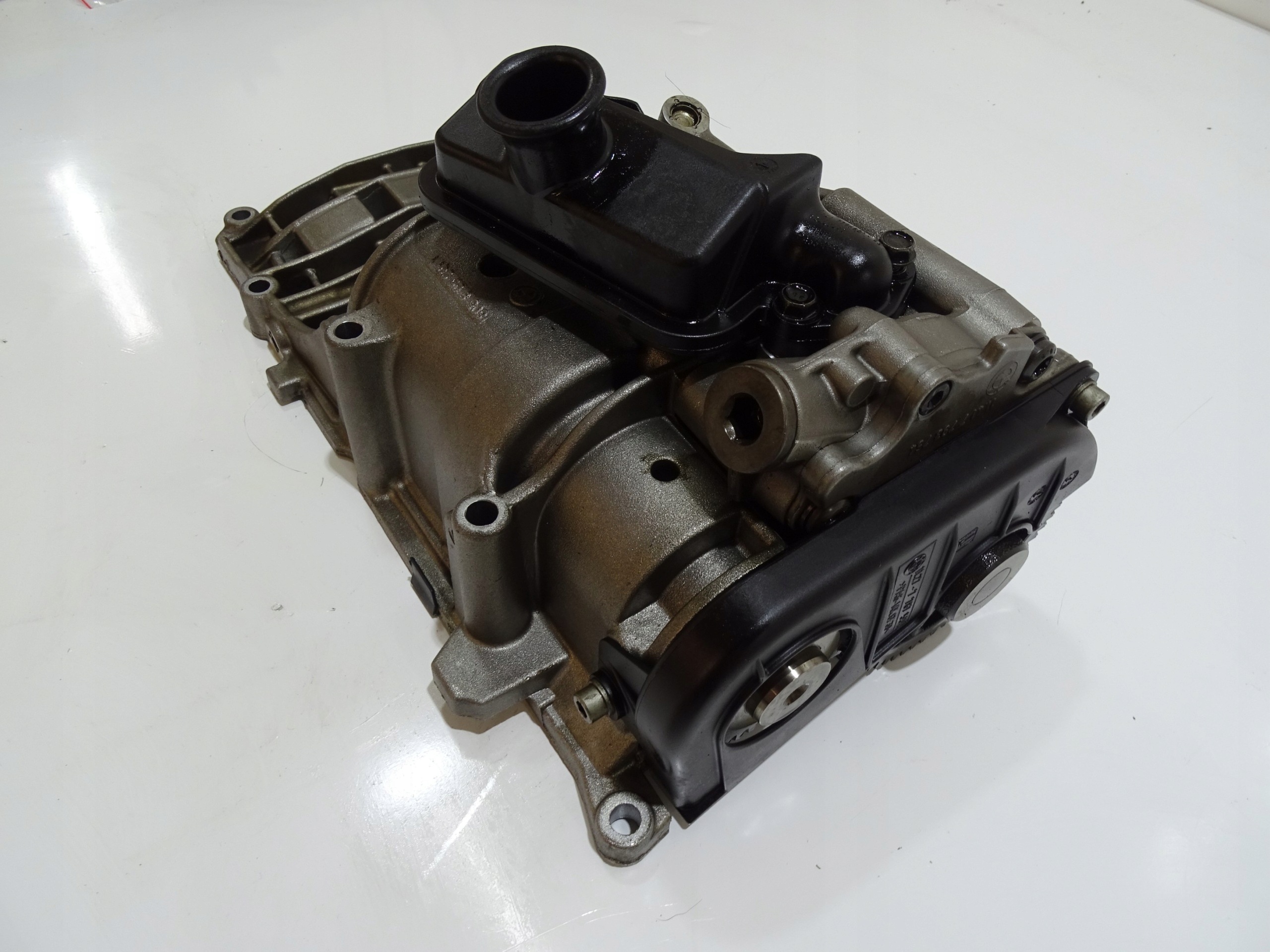 Pompa olio motore BMW E60 E61 2.0 D 7793754