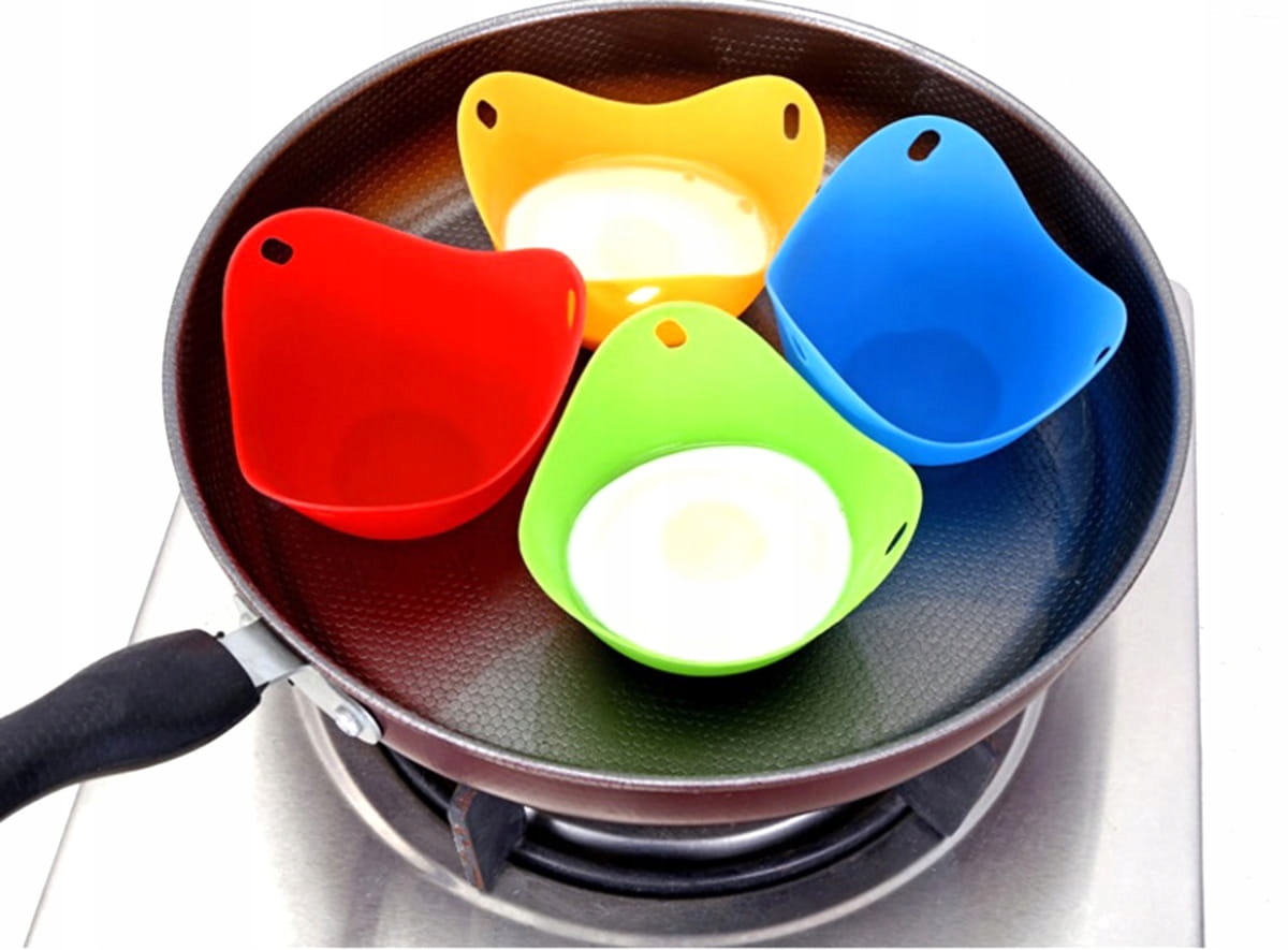 Zestaw 4 silikonowych naczyń do gotowania jajek na parze AG669A Marka Aptel