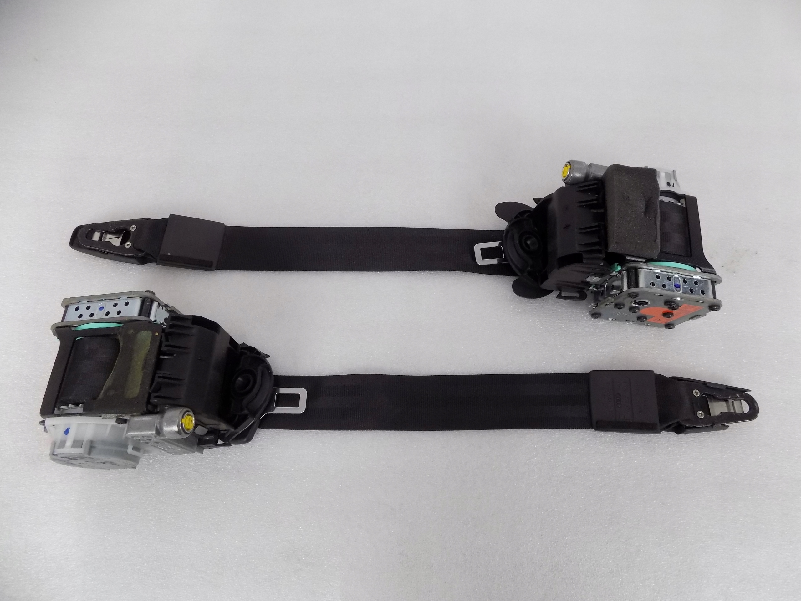 4G8857705D 4G8857706D - AUDI A6 C7 4G ремни безопасности передний правый левый