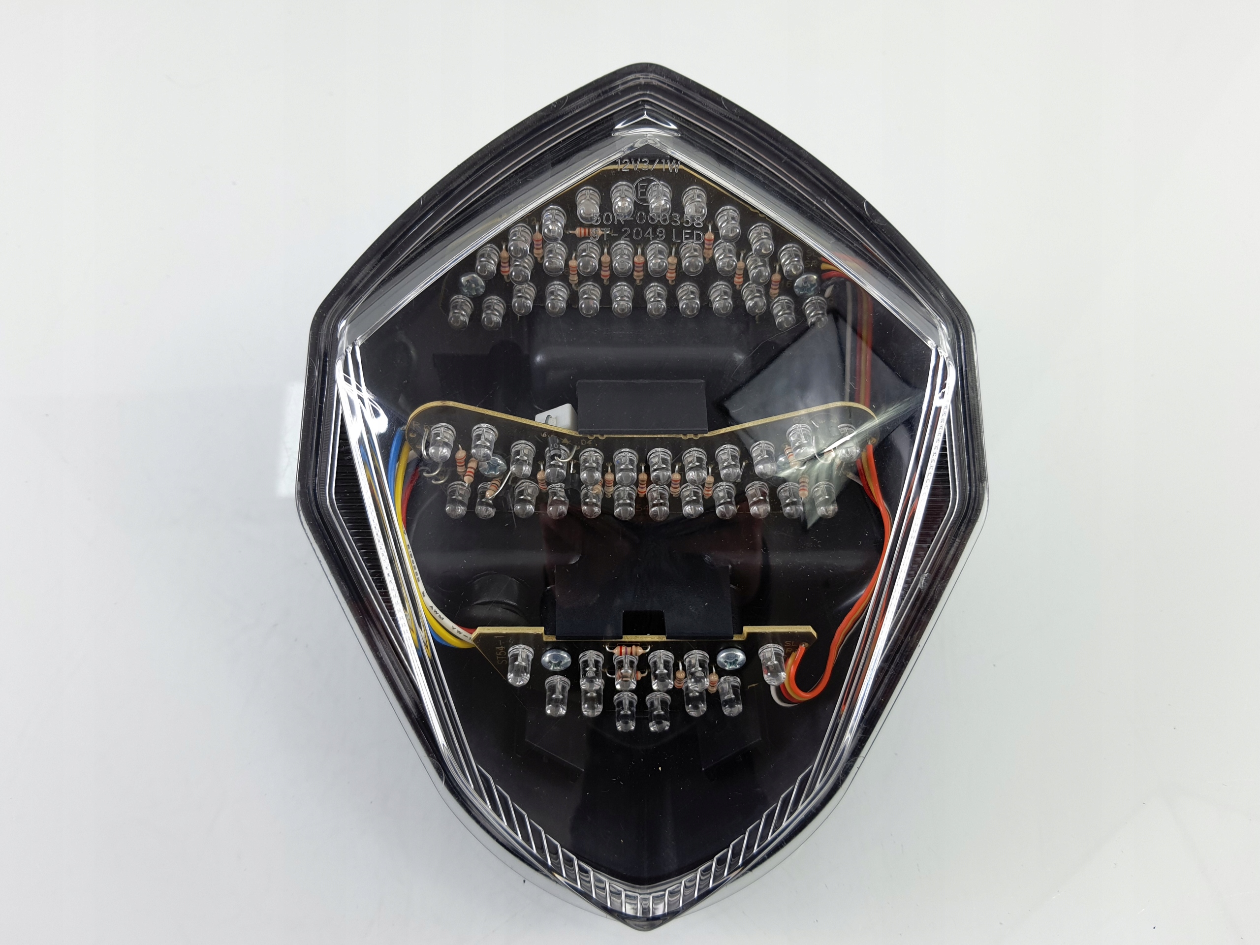 024095 - C44 SUZUKI GSXR 1000 задний фонарь задний