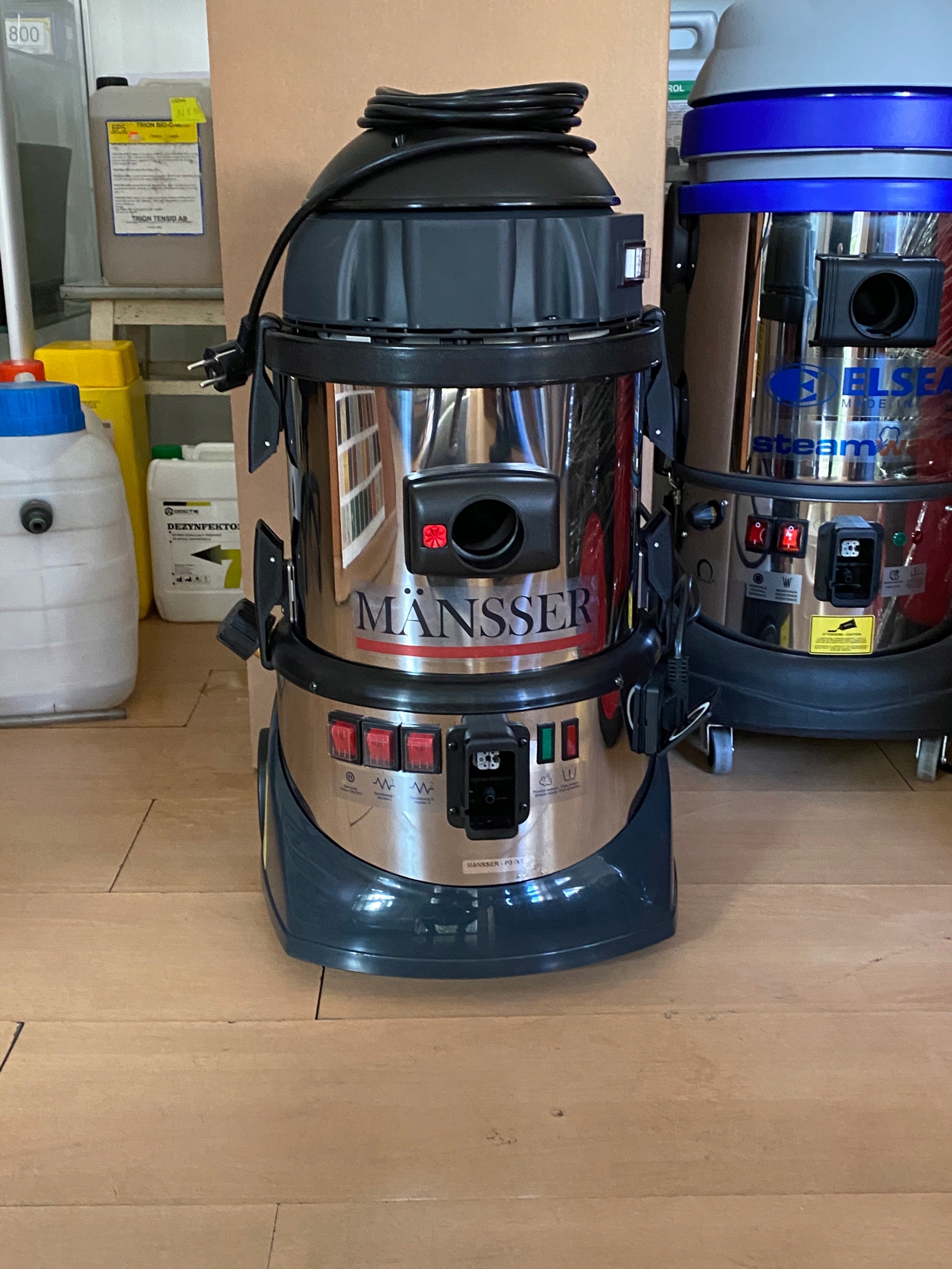 Odkurzacz Parowy, piorący, parownica Mansser P3 Pojemność 4 l